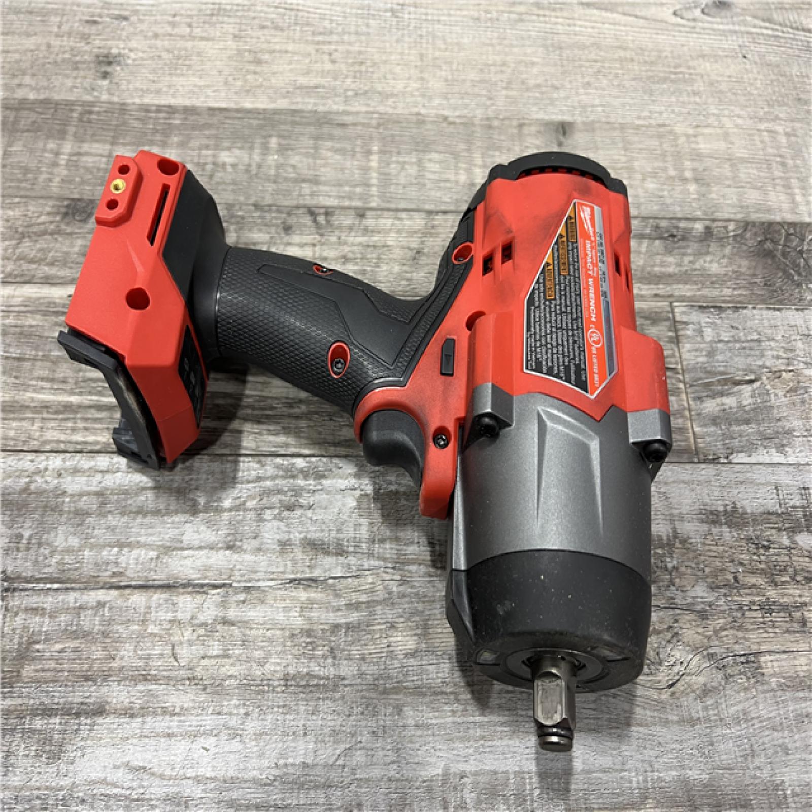 AS-IS Milwaukee M18 1/2 in. Cordless Brushless High Torque Impact Wrench Kit (Battery & Charger)