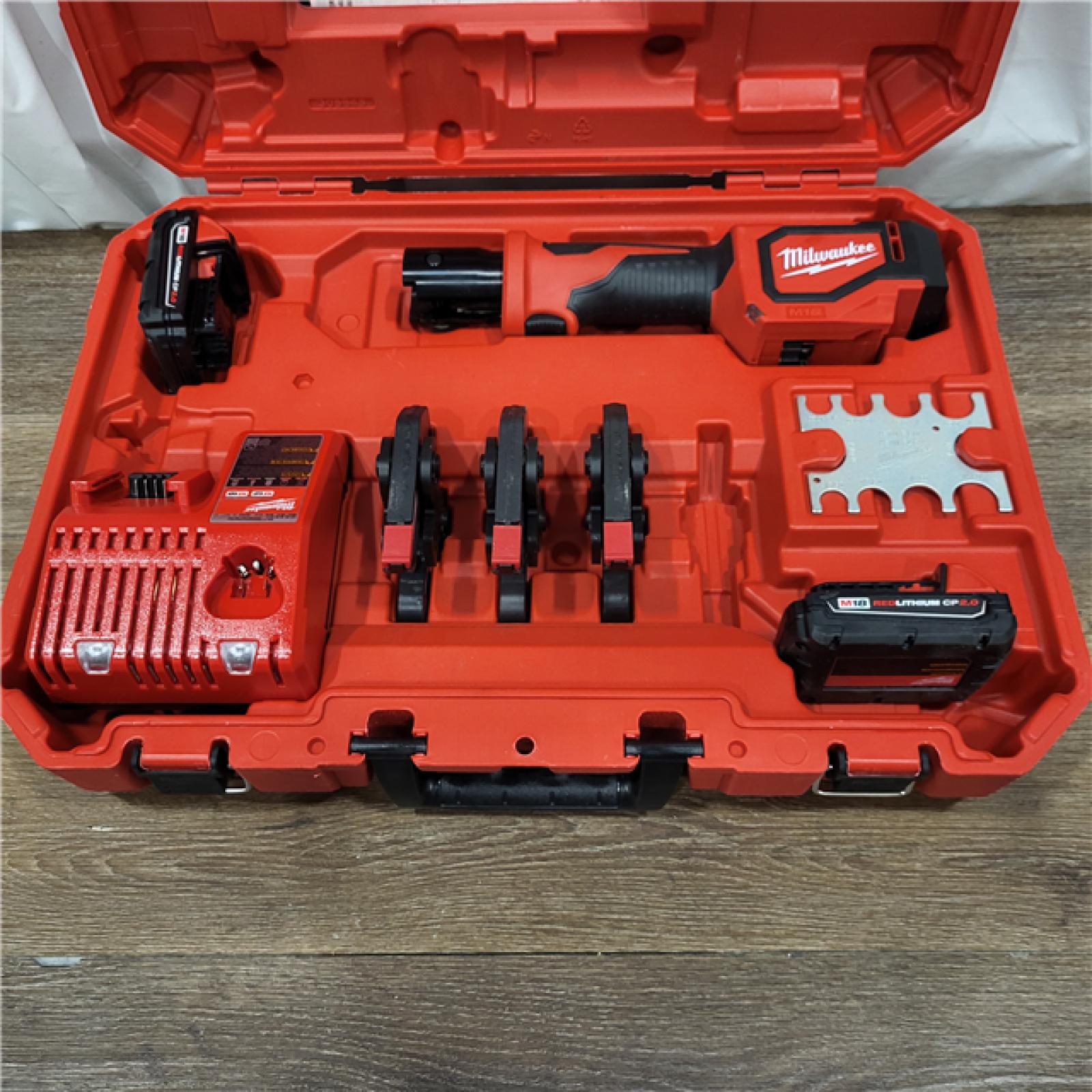 AS-IS Milwaukee-2674-22C M18 Short Throw Press Tool Kit W/ PEX Crimp Jaws