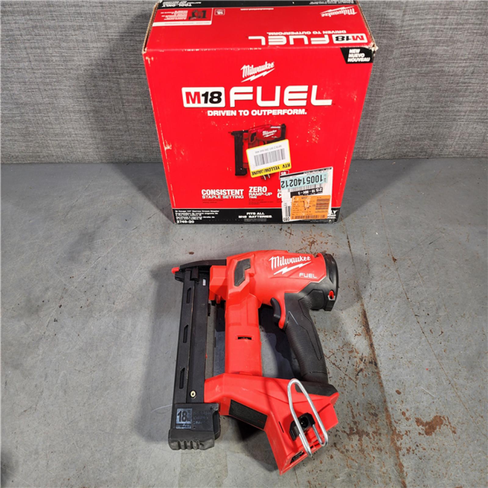 HOUSTON LOCATION - AS-IS M18 FUEL 18-Volt Lithium-Ion Brushless Cordless 18-Gauge 1/4 in. Narrow Crown Stapler (Tool-Only)