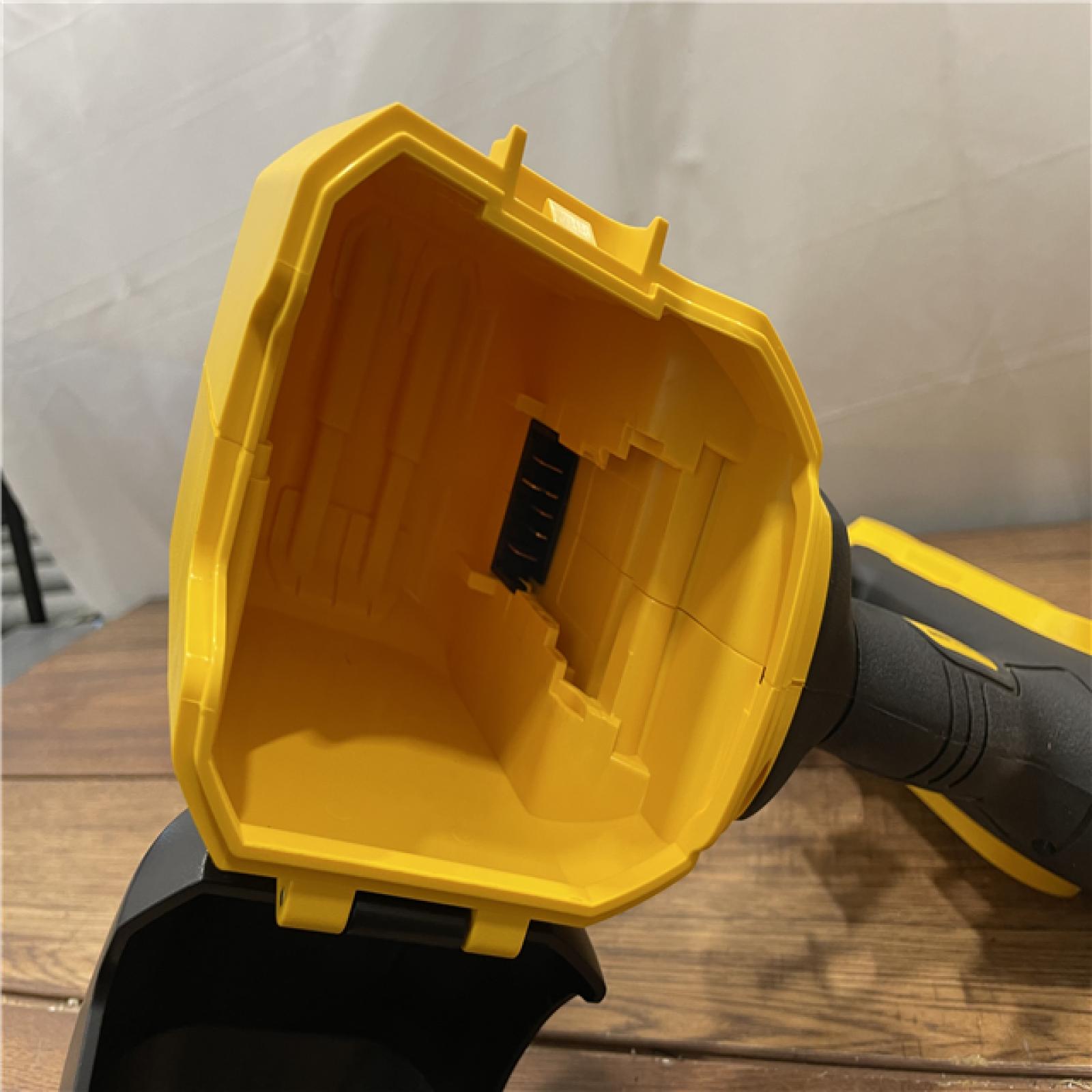 AS-IS DeWalt FLEXVOLT 60V MAX 1000 PSI 1.0 GPM Brushless Cordless Power Cleaner (Tool Only)