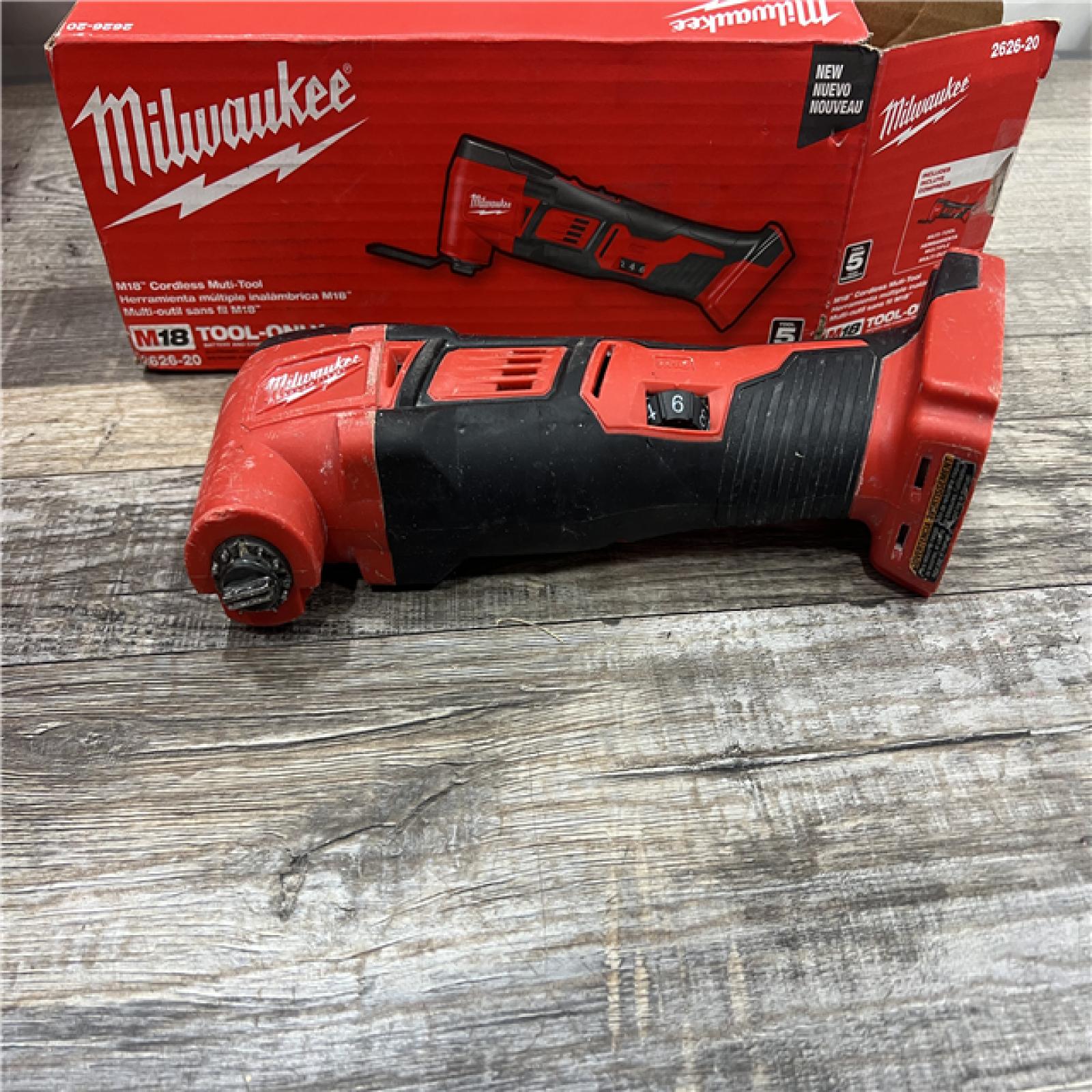 AS-IS Milwaukee 2626-20 M18 Lithium-Ion Cordless Multi-Tool (Tool Only)