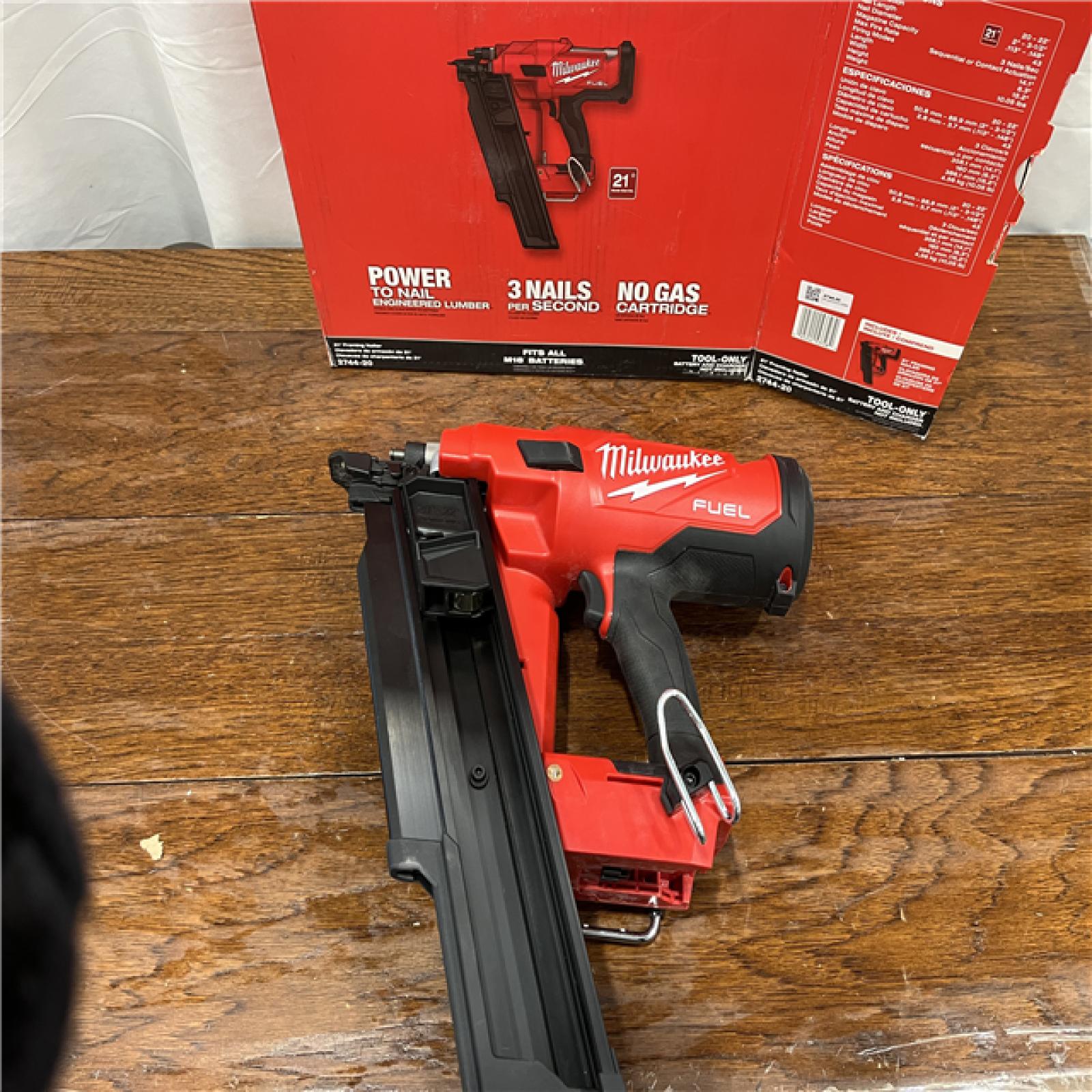 AS-ISMilwaukee 2744-20 M18 FUEL 21-Degree Cordless Framing Nailer (Tool Only)