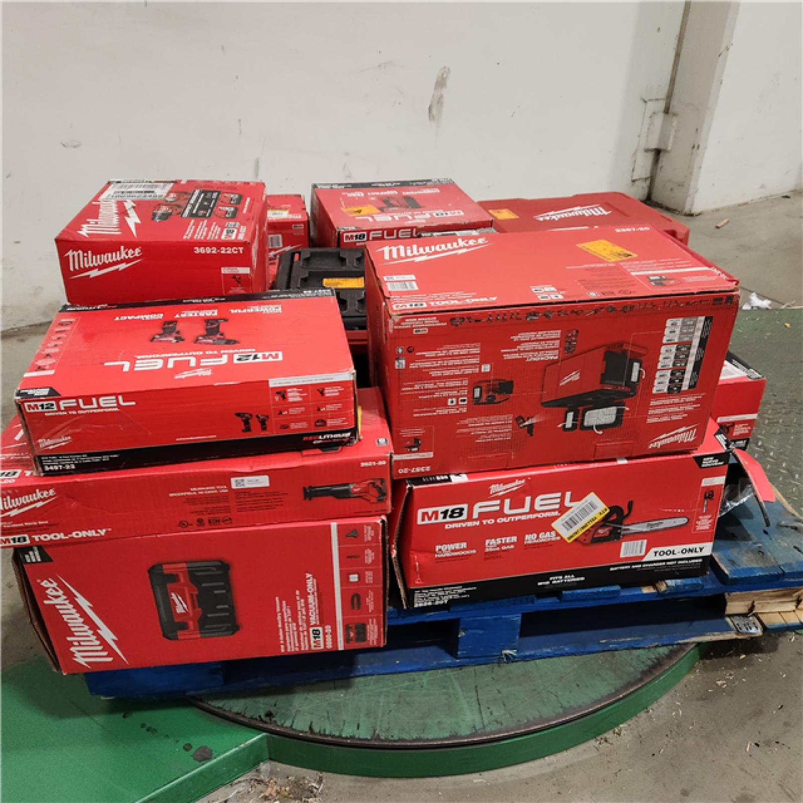 Dallas Location - As-Is MILWAUKEE Tool Pallet