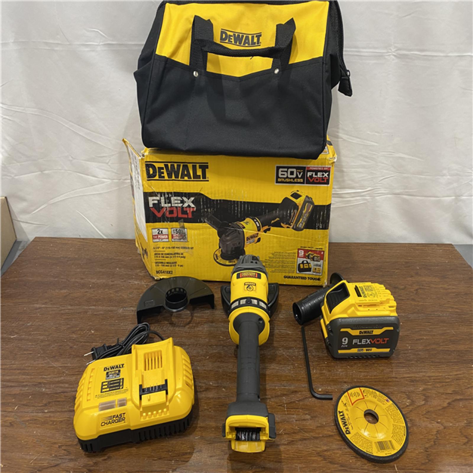 AS-IS DeWalt Flexvolt 60V Max Cordless Grinder  4.5 in; 6 in  Kit  1 KT (115-DCG418X2)