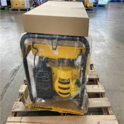 Houston Location - AS-IS Dewalt DXGNR6500 Generator 6500 Starting Watts