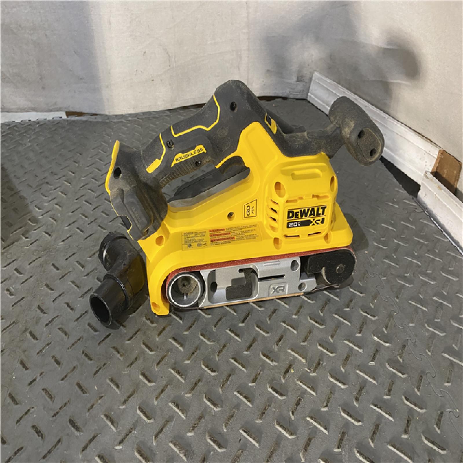 Houston location AS-IS DEWALT 20V MAX* XR Brushless Cordless Belt Sander