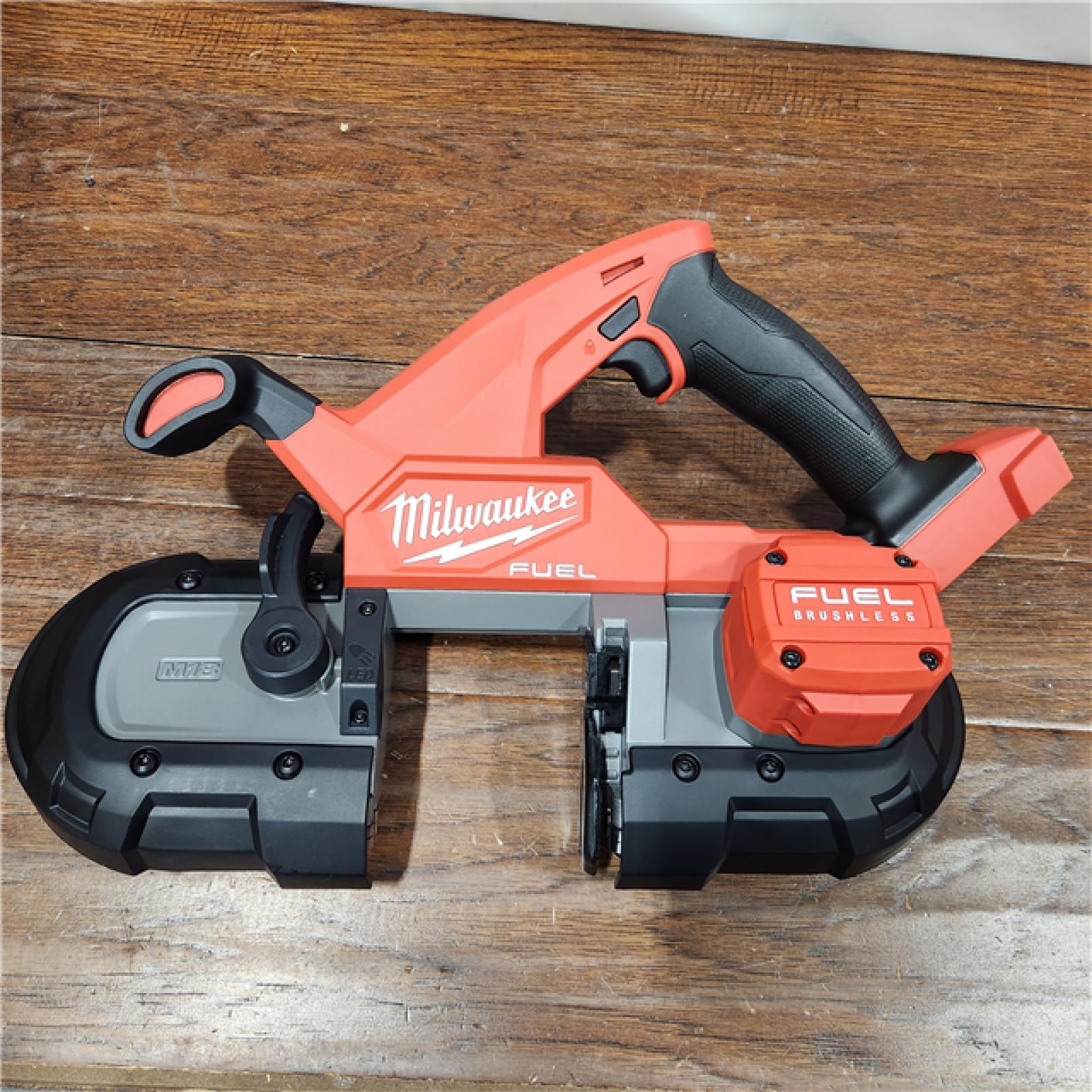 AS-IS Milwaukee M18 FUEL Compact Band Saw