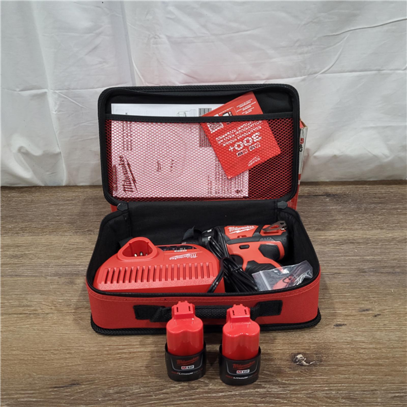 AS-IS Milwaukee 2401-22 - M12 12V Cordless Screwdriver Kit