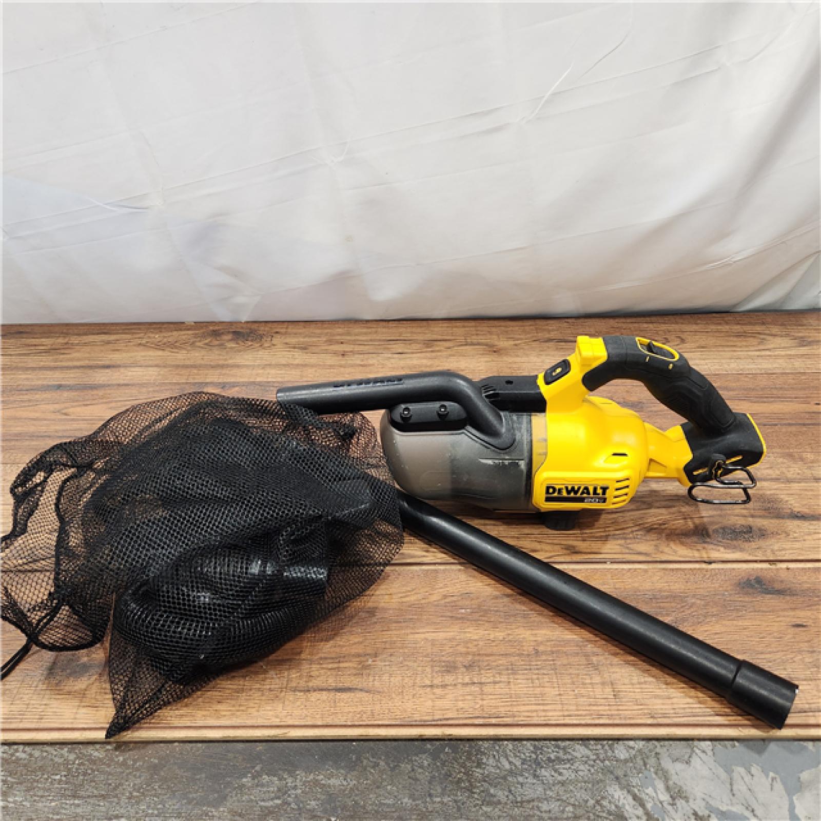 AS-IS DEWALT 20V Lithium-Ion Cordless Dry Hand Vacuum kit  (Tool Only)