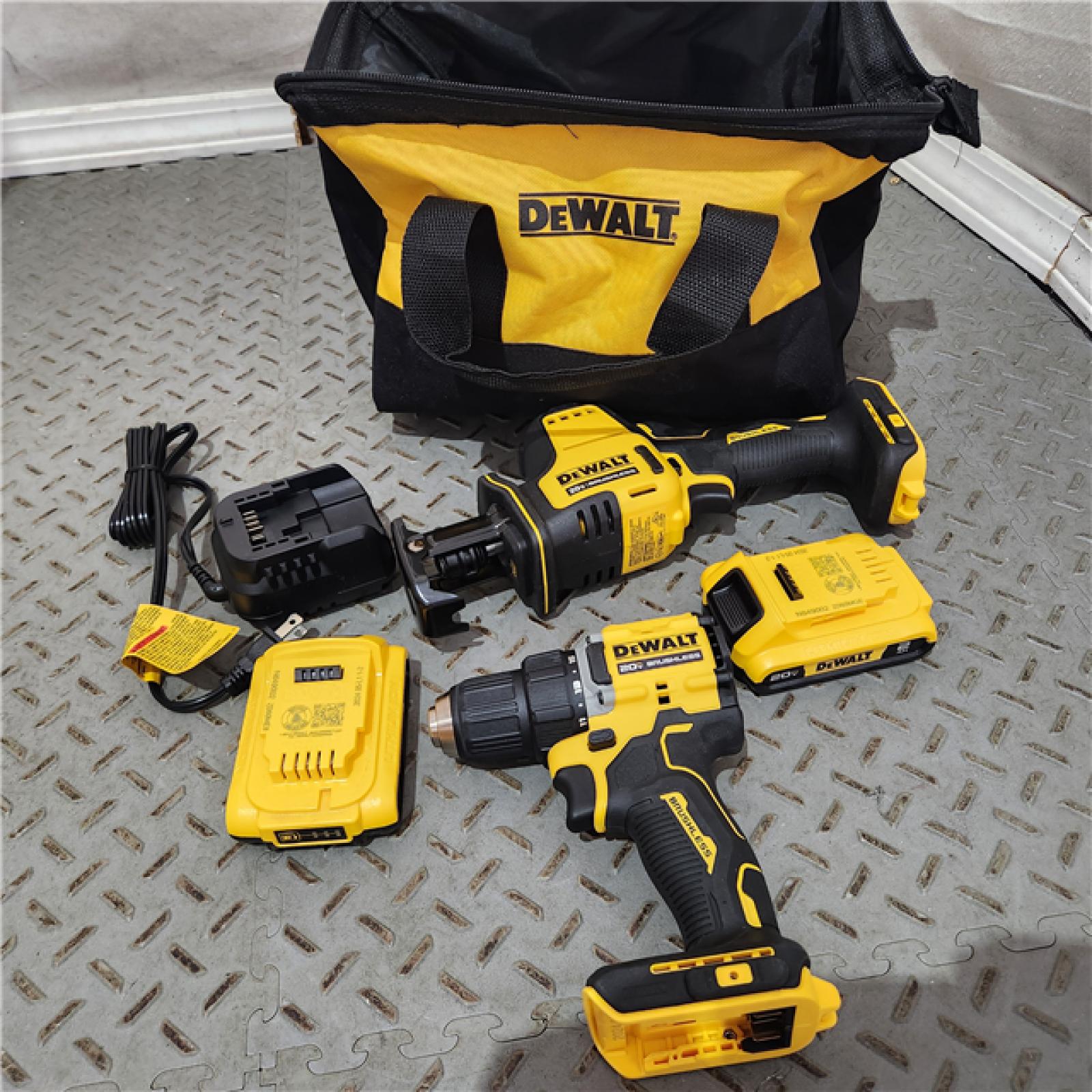 DEWALT DCD794B ATOMIC 20V MAX Lithium-Ion Compact Series Brushless Cordless 1/2 Drill/Driver (Tool Only)