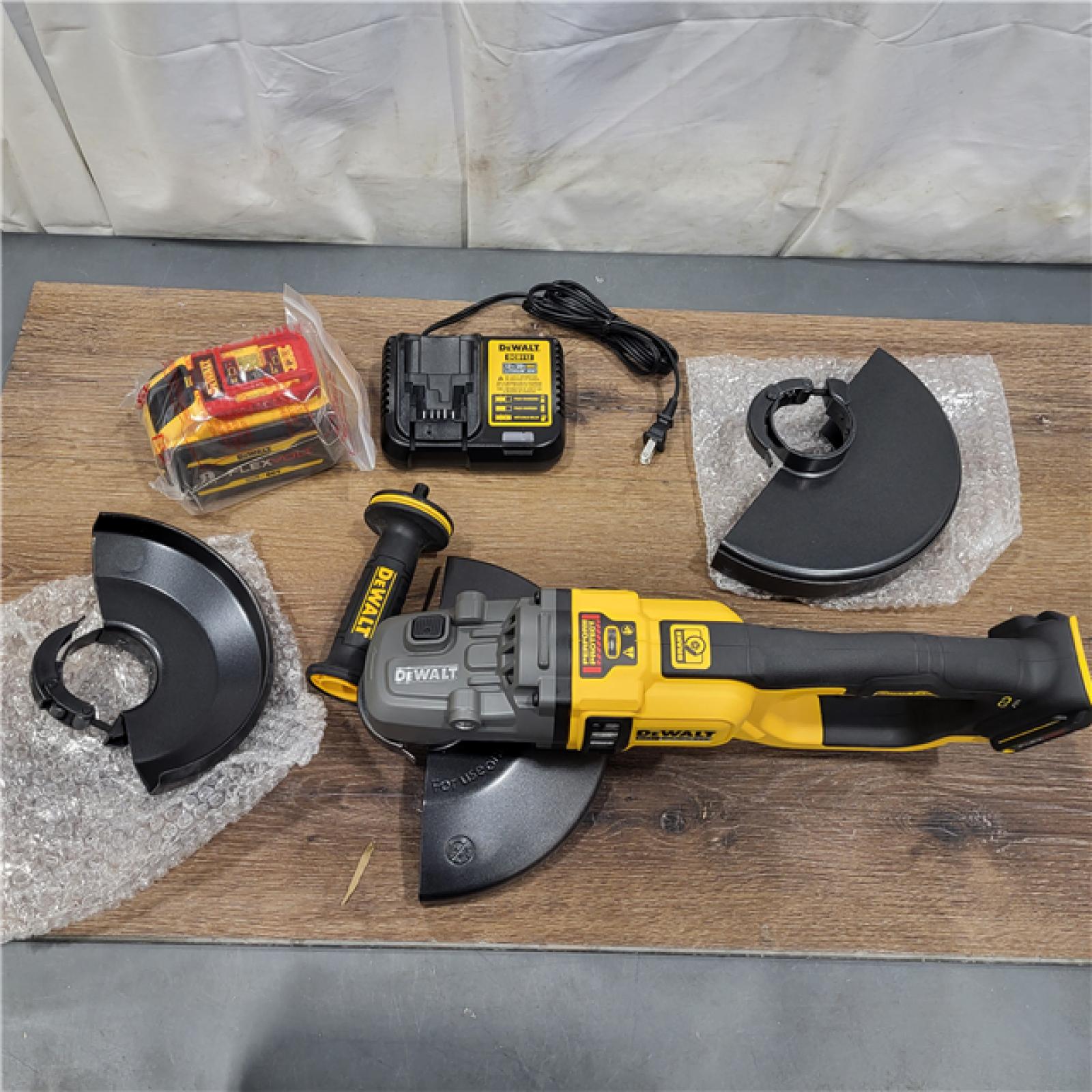 AS-IS DeWalt DCG460 54v XR Cordless FLEXVOLT Angle Grinder 230mm 2 X 9ah Li-ion Charger Case