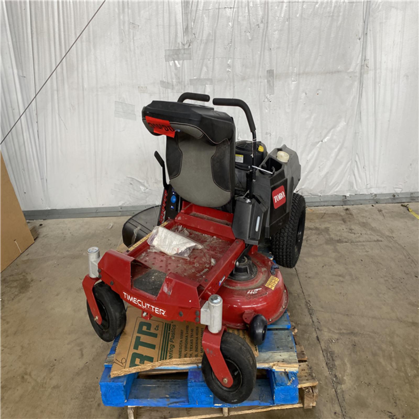 Houston Location - AS-IS Toro Briggs & Stratton 15.5 HP Riding Mower