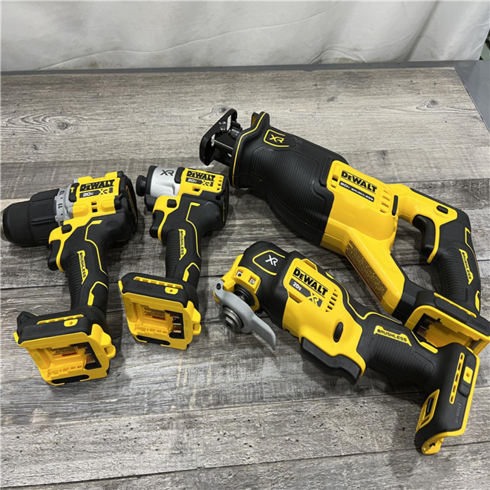 AS-IS DEWALT 20-Volt Maximum Lithium-Ion Cordless 4-Tool Combo Kit with (2) 4 Ah Batteries and Charger