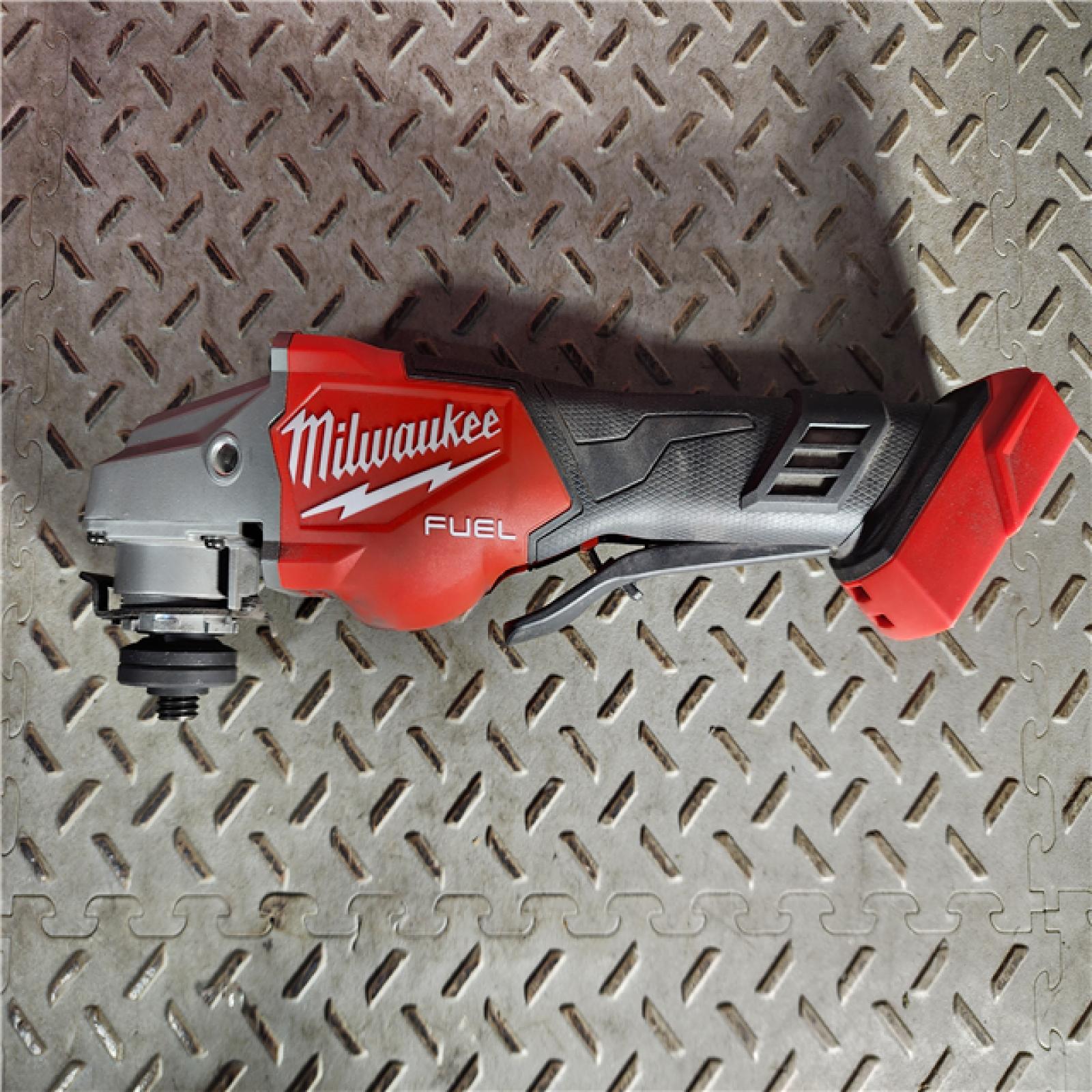 HOUSTON LOCATION - AS-IS Milwaukee M18 FUEL 4-1/2-6 Braking Grinder, Paddle Switch (TOOL ONLY)