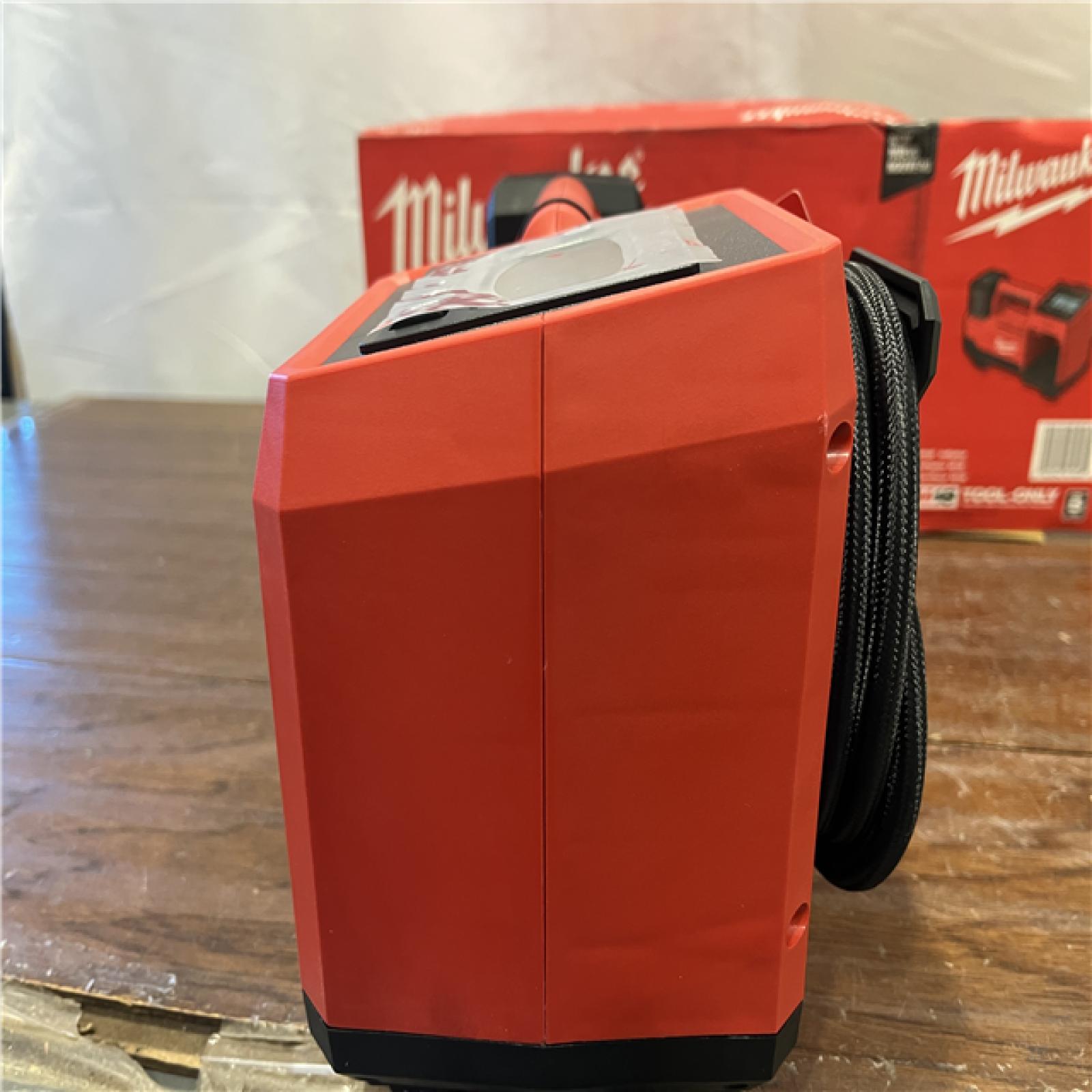 AS-ISMilwaukee M18 18 V 150 PSI Tire Inflator