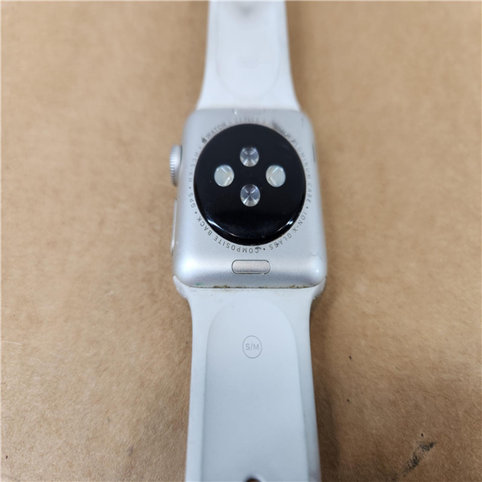 Apple Watch Series 3 (38mm, Silver Aluminum Case and Fog Sport Band)