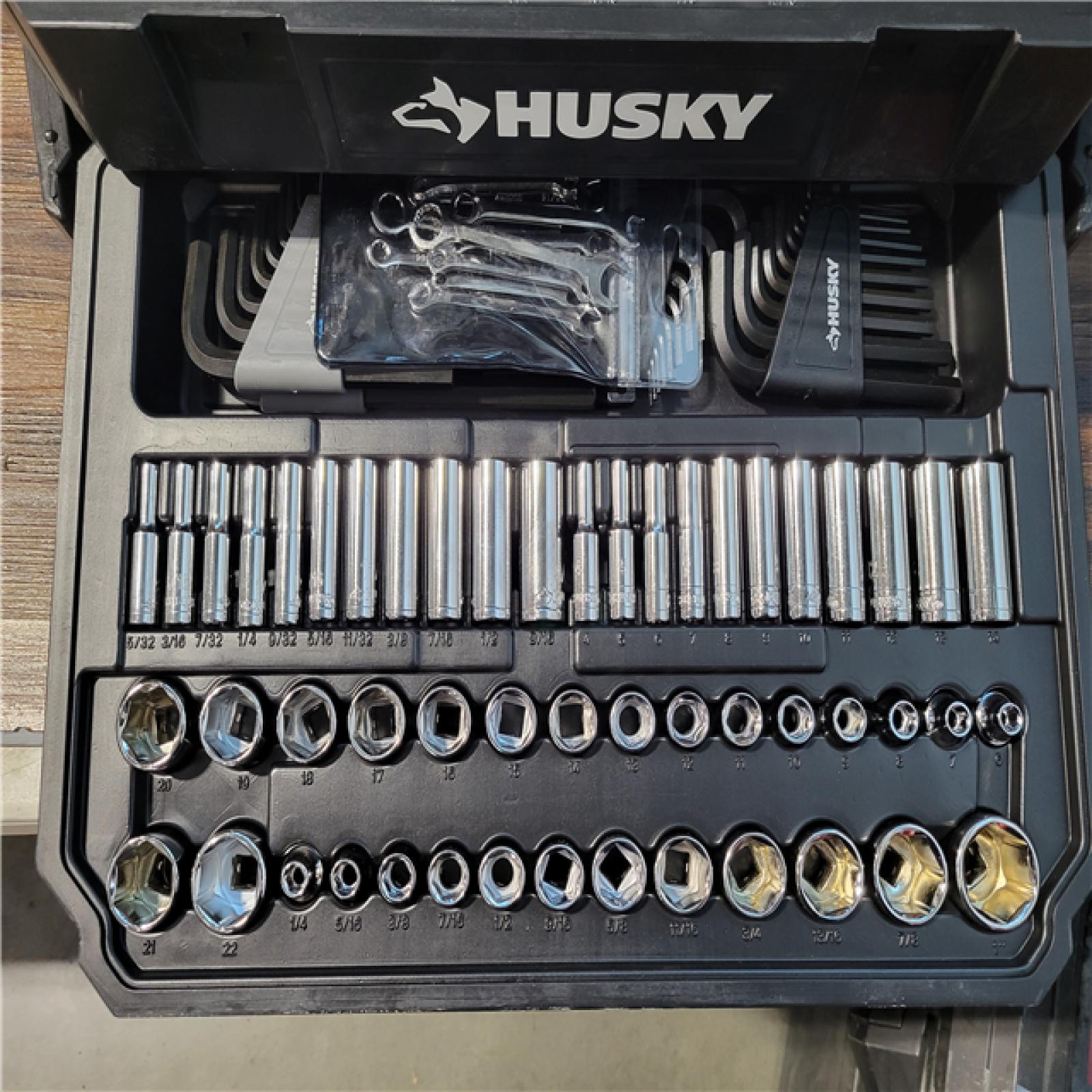 CALIFORNIA AS-IS HUSKY 290PC MECHANICS TOOL SET