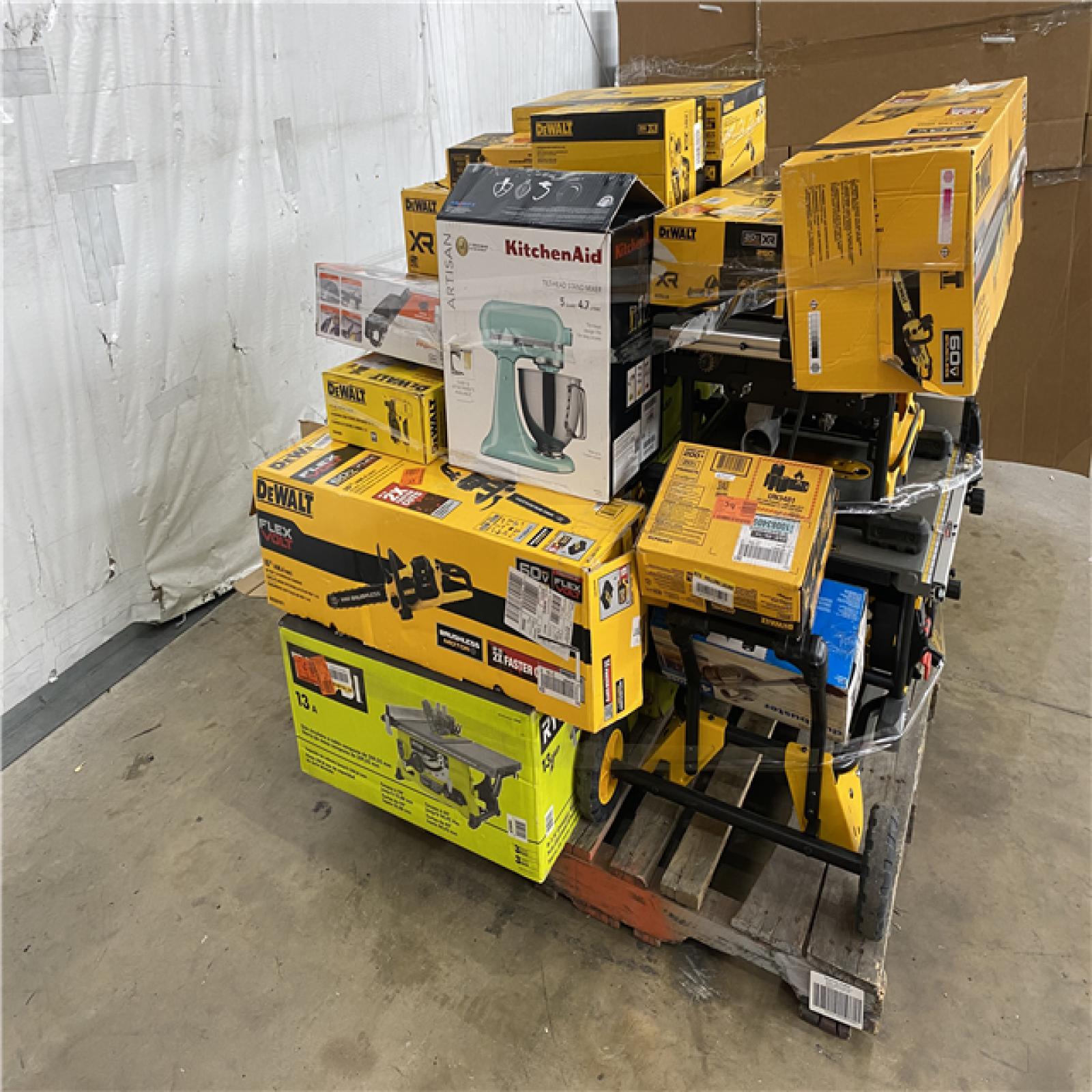 Houston Location AS IS - Tool Pallet