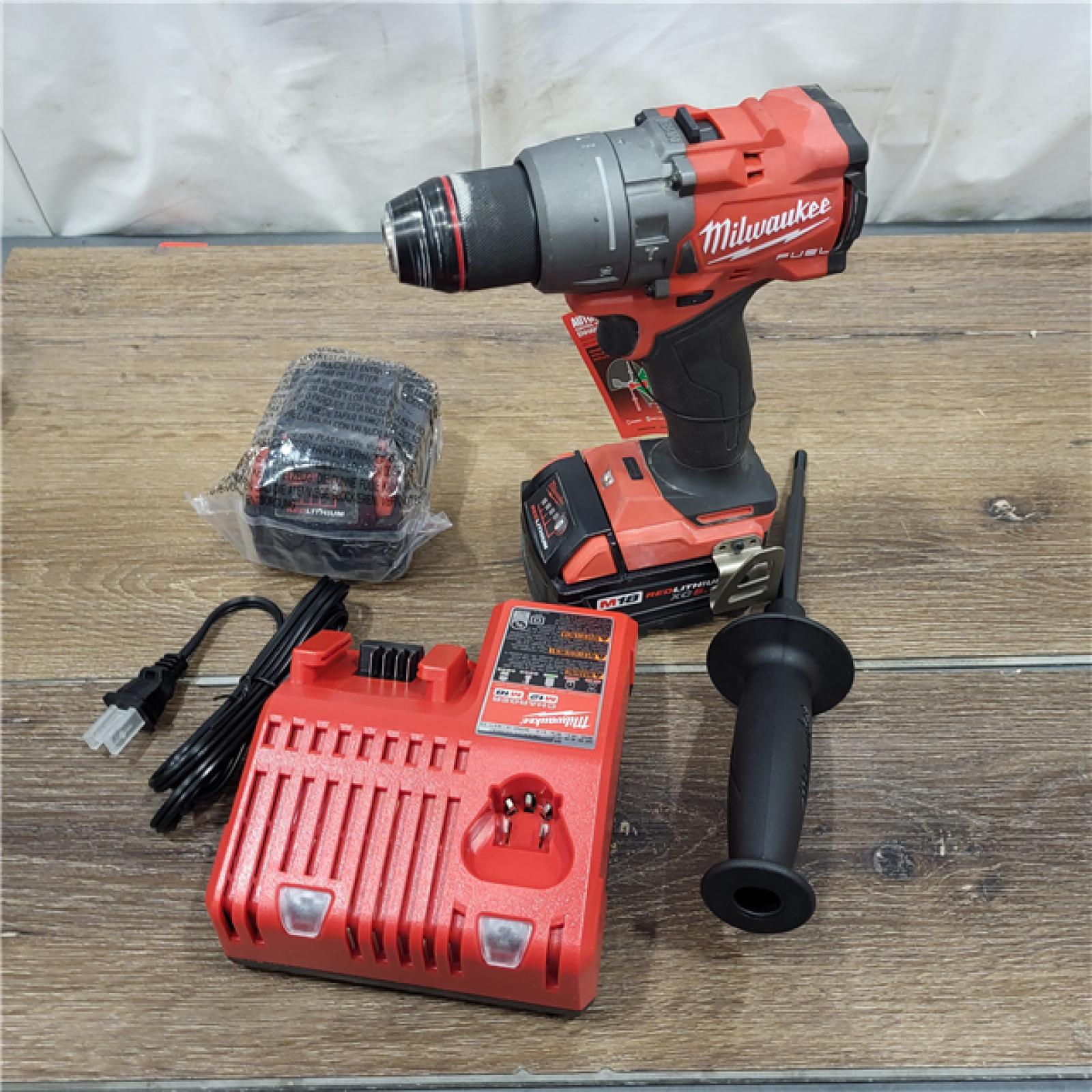 AS-IS Milwaukee 2904-22 Hammer Drill Driver Kit with Batteries  Charger & Tool Case  Red