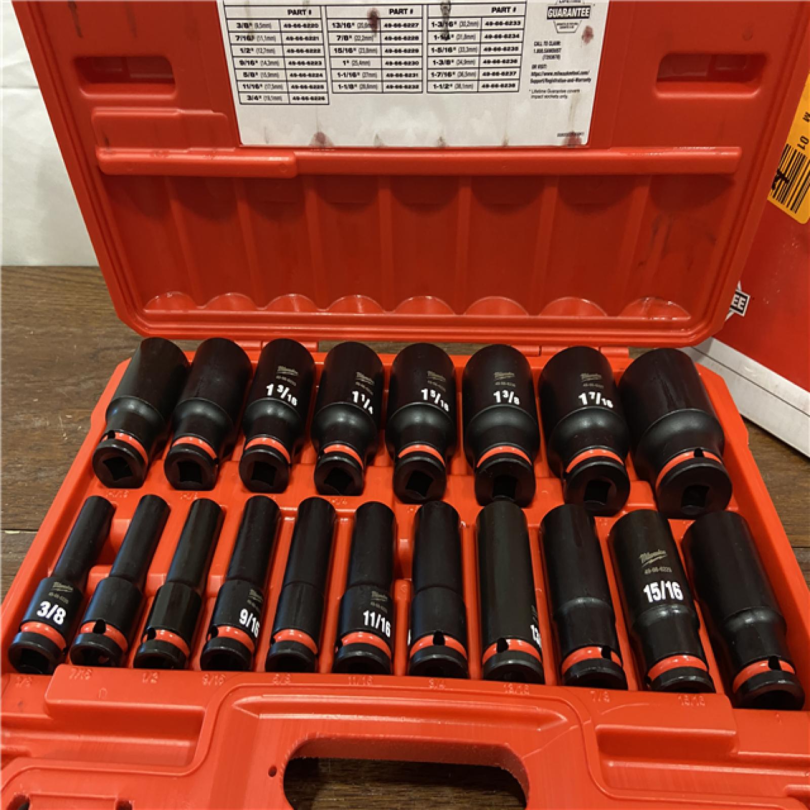 AS-IS Milwaukee 1/2 in Drive IMPACT SOCKET SET, SAE, 19 Pcs