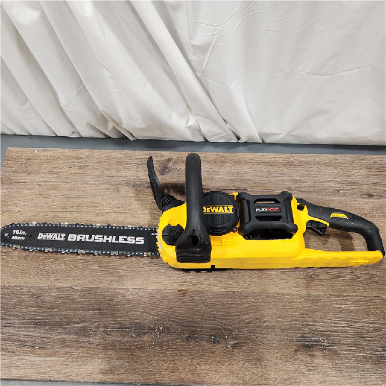 AS-IS DEWALT  FLEXVOLT 60V MAX 16in. Brushless Cordless Battery Powered Chainsaw Kit with (1) FLEXVOLT 2 Ah Battery & Charger