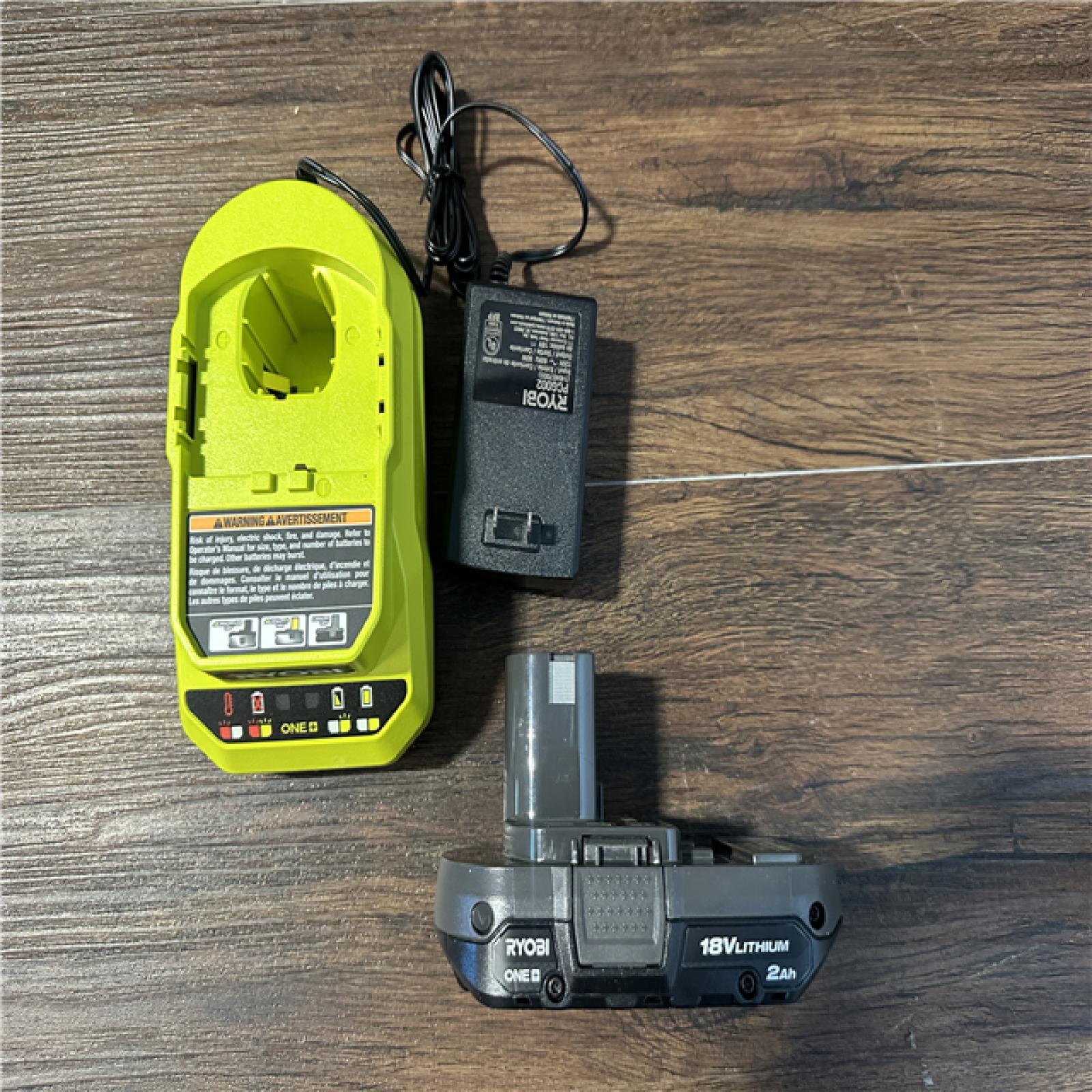 California Ryobi 18V Multi-Tool Kit, Includes (1) Battery & Chargere: Appears in Excellent Condition