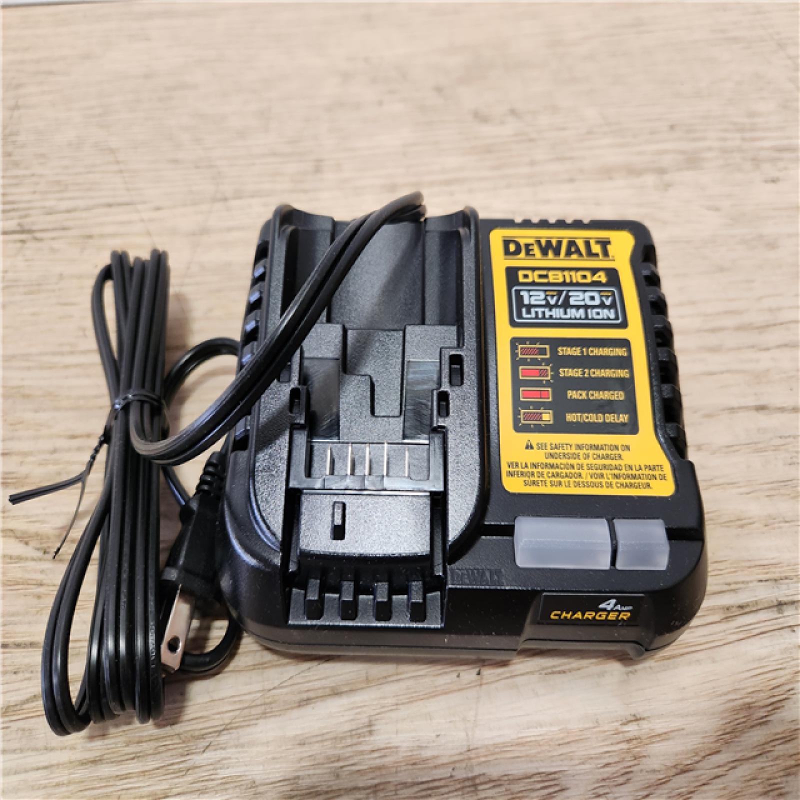 Phoenix Location DEWALT 20-Volt Maximum XR 5.0 Ah Battery Pack and Charger