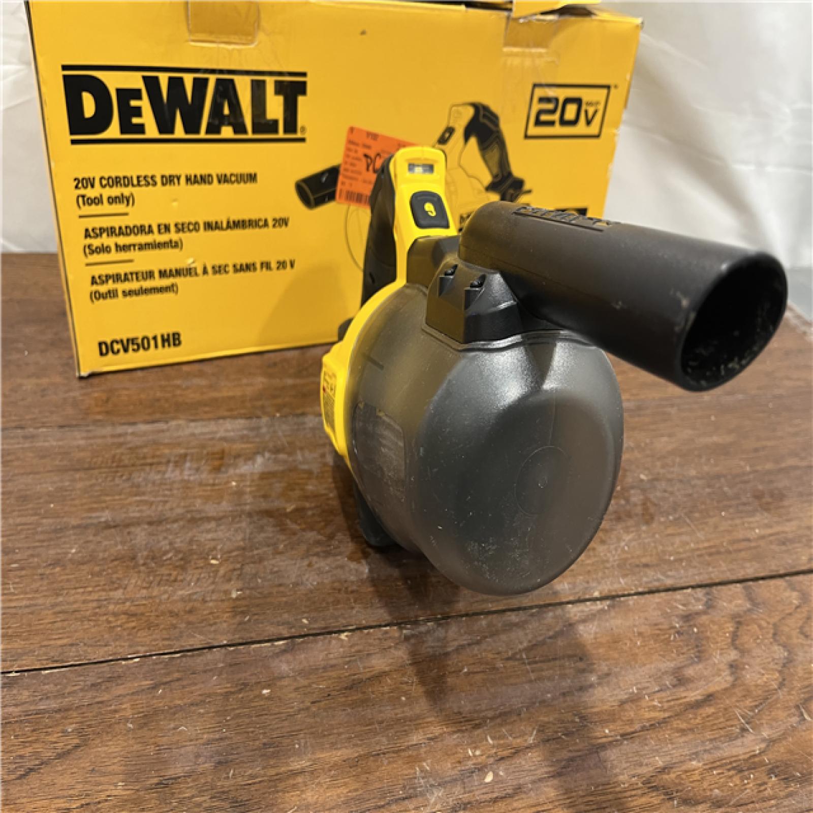 AS-ISDEWALT 20V Lithium-Ion Cordless Dry Hand Vacuum kit  (Tool Only)