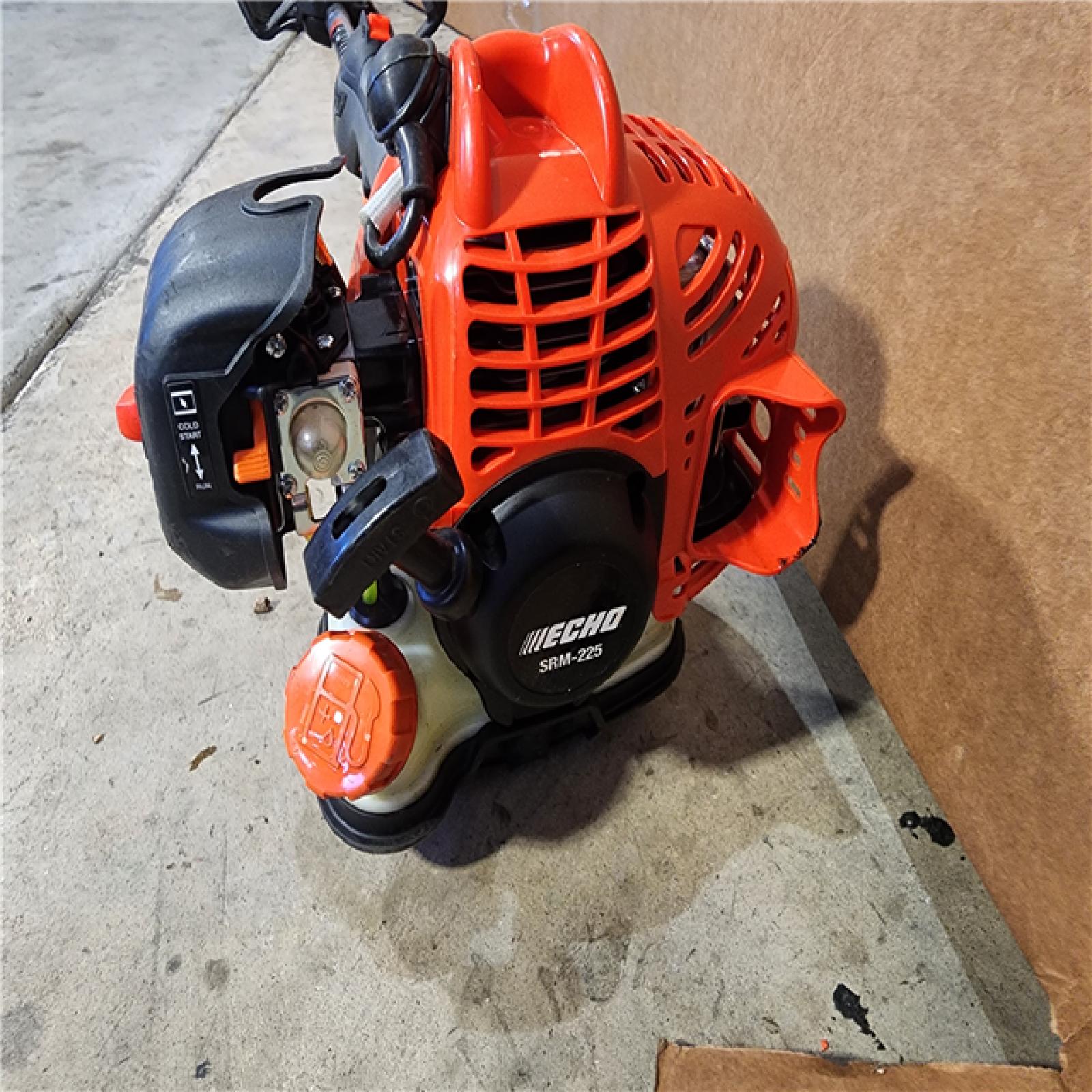 HOUSTON LOCATION - AS-IS 21.2 Cc Gas 2-Stroke Straight Shaft String Trimmer