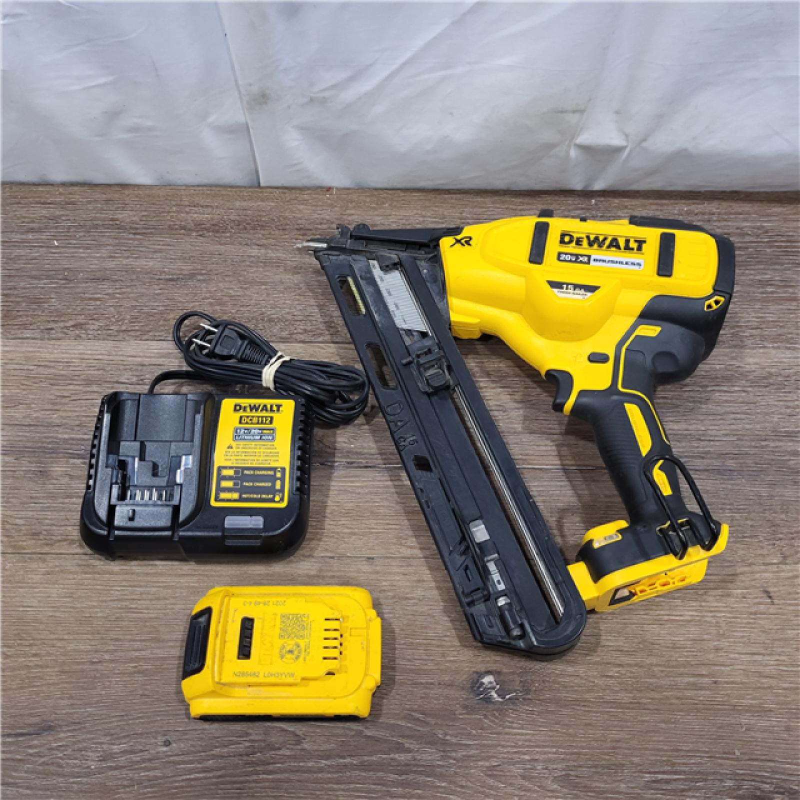 AS-IS DEWALT  Cordless 20V MAX XR Angled Finish Nailer (Tool Only)