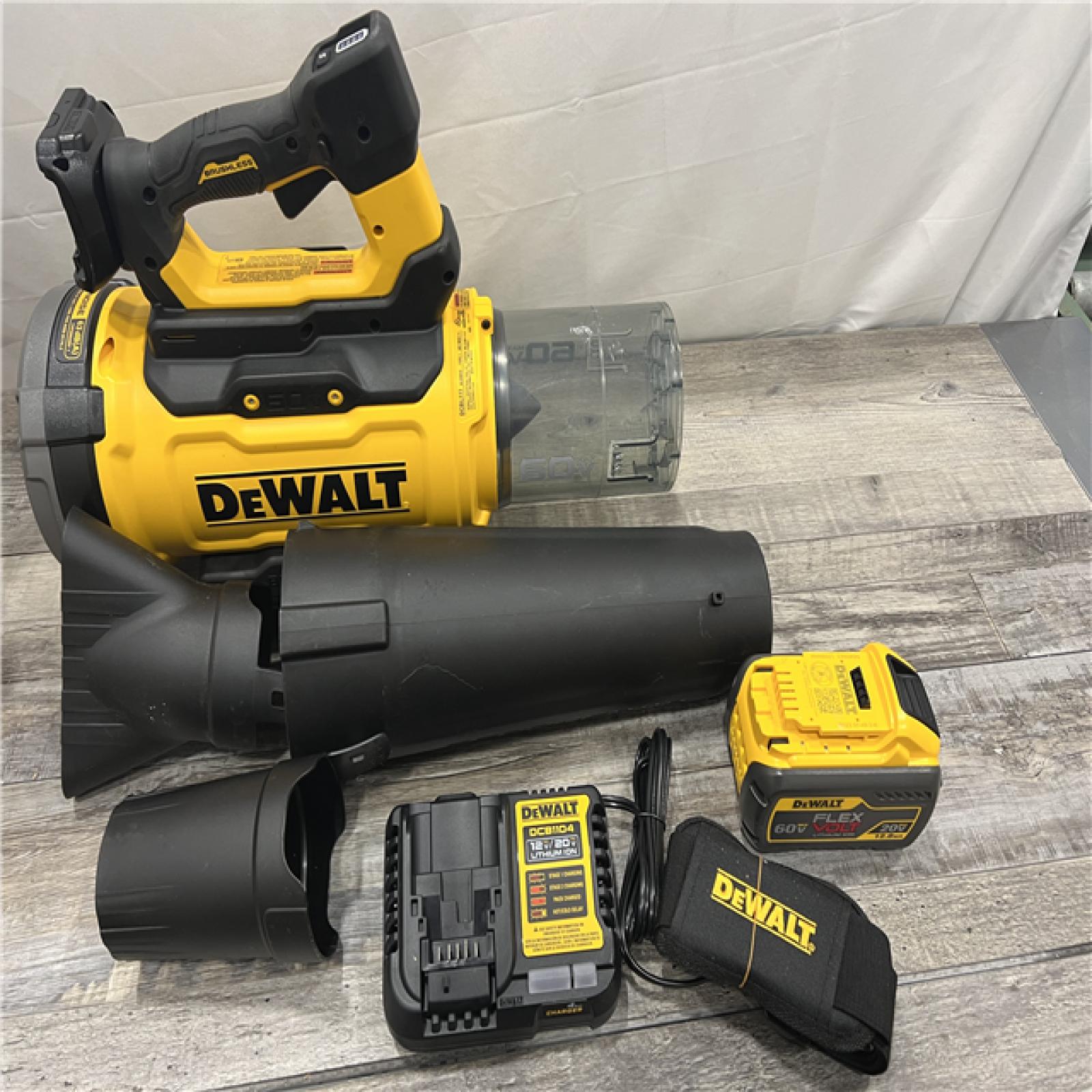 AS-IS DEWALT FLEXVOLT 60V MAX 160 MPH 760 CFM Brushless Cordless  and Charger