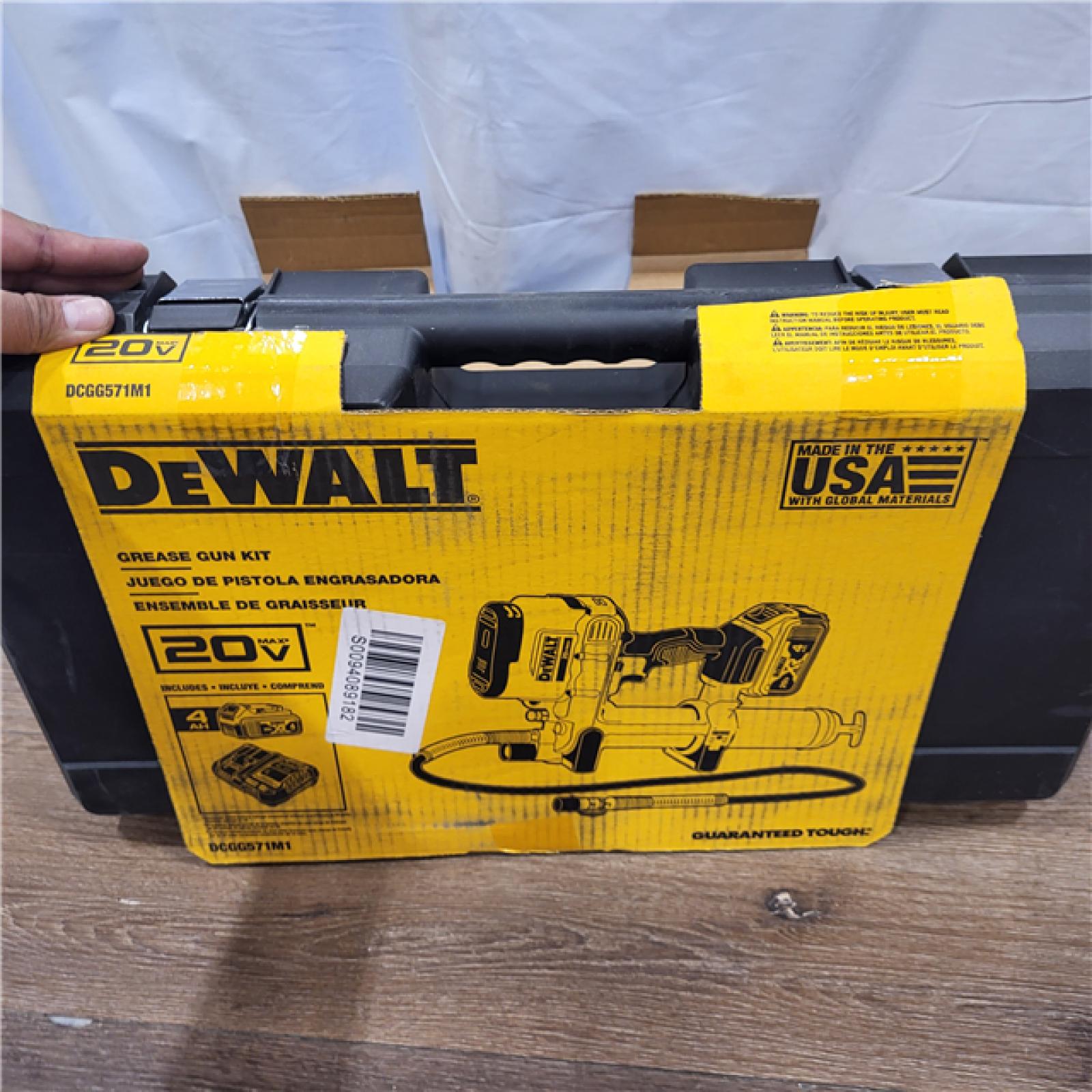 AS-IS DEWALT DCGG571M1 20V MAX Lithium Ion Grease Gun