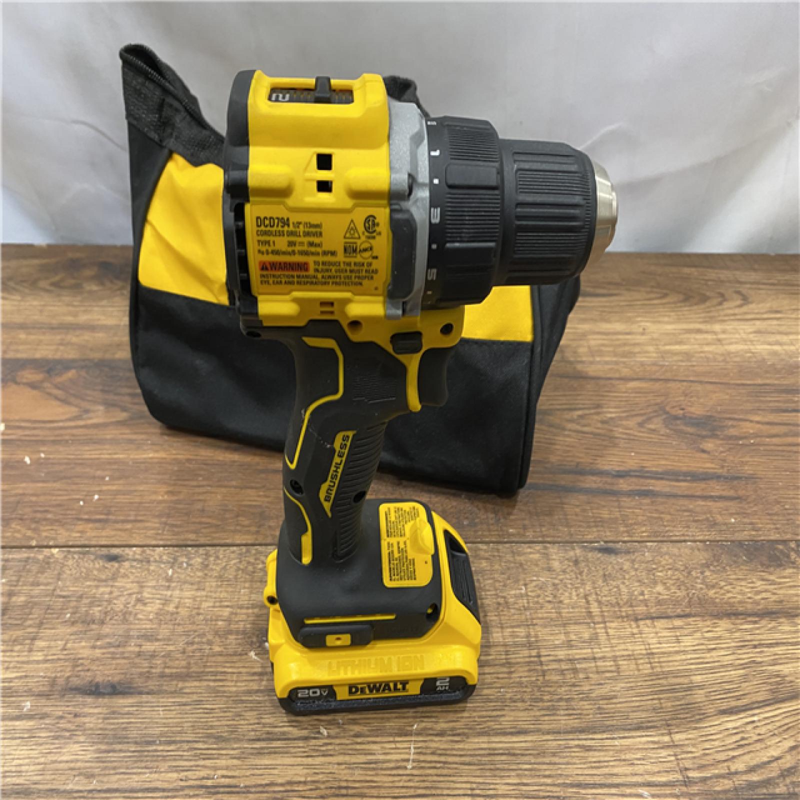 AS IS DeWalt ATOMIC COMPACT SERIESâ„¢ 20V MAX* Brushless Cordless 1/2 in. Drill/Driver