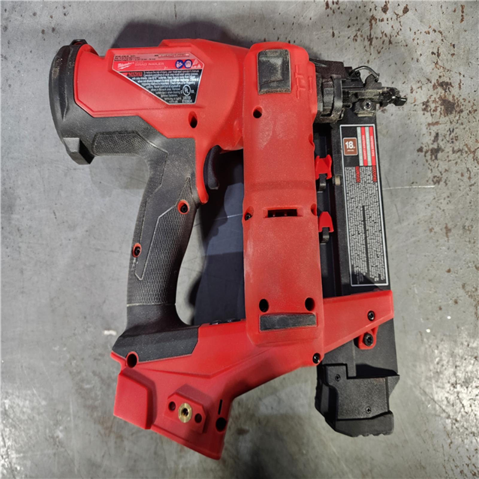 HOUSTON LOCATION - AS-IS Milwaukee M18 Fuel 18V Brushless 18-Gauge Brad Nailer 2746-20 (Bare Tool)