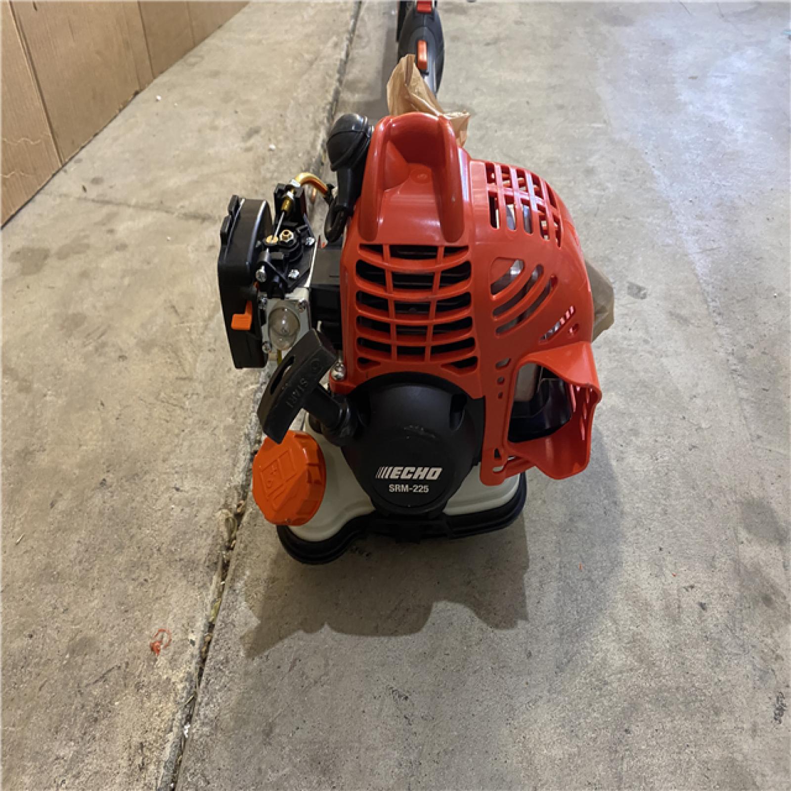 Houston location AS-IS Echo SRM-225 21.2cc 2 Stroke Fuel Efficient Durable Gas Straight Shaft Trimmer