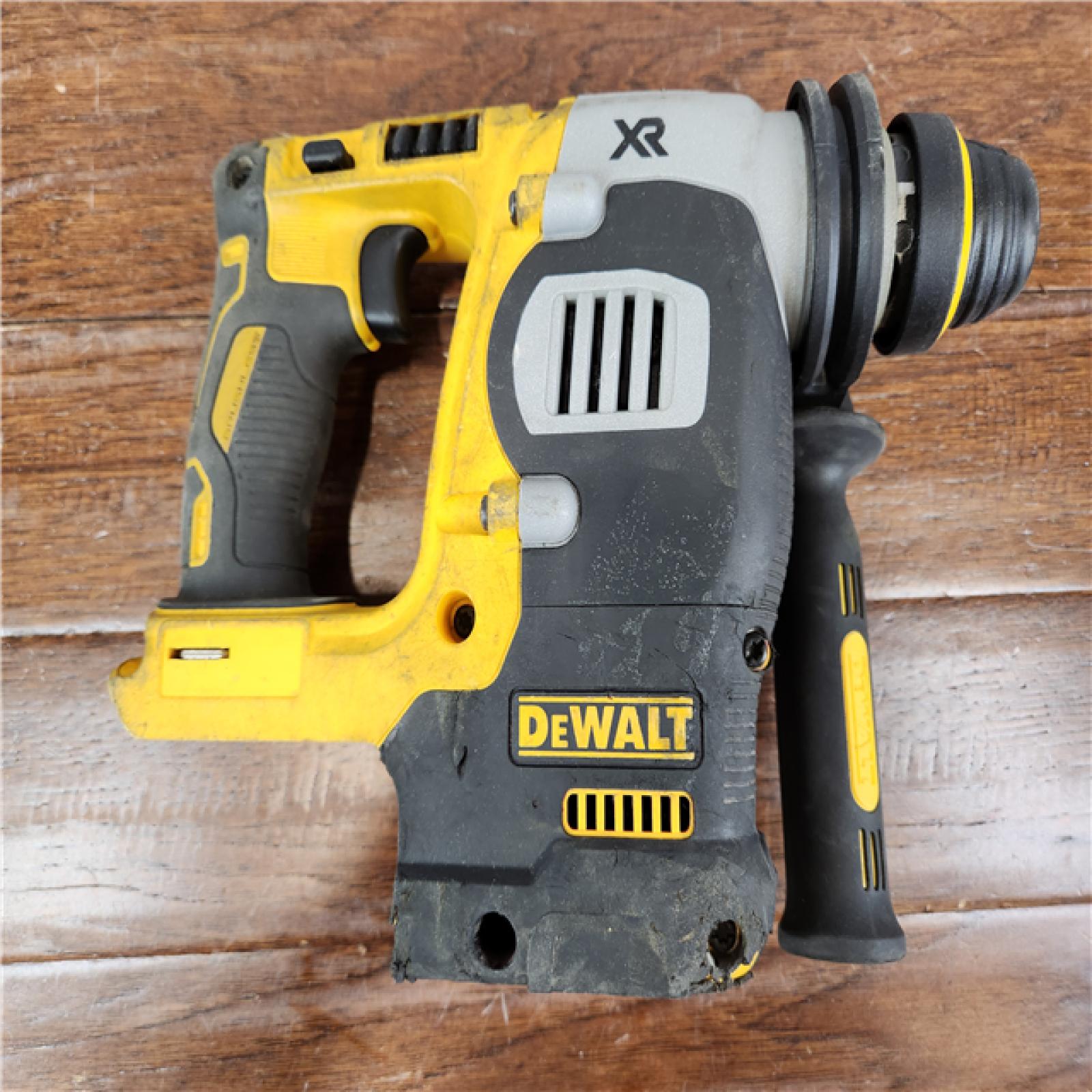 AS-IS DEWALT 20V MAX XR Brushless Cordless 1 in. SDS Plus L-Shape Rotary Hammer (Tool-Only)