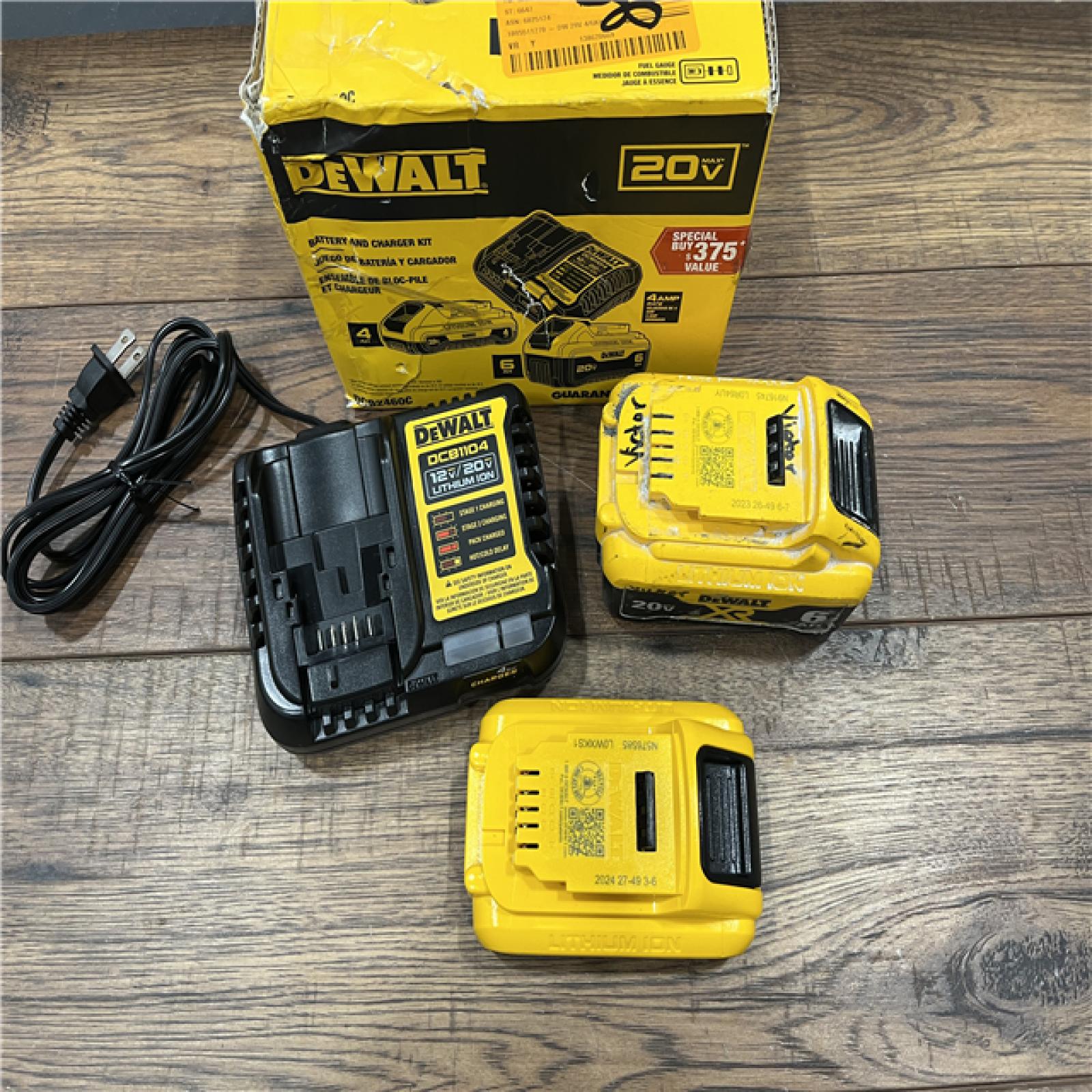 AS-IS DEWALT 20V MAX Lithium-Ion 6.0Ah and 4.0Ah Battery and Charger Starter Kit