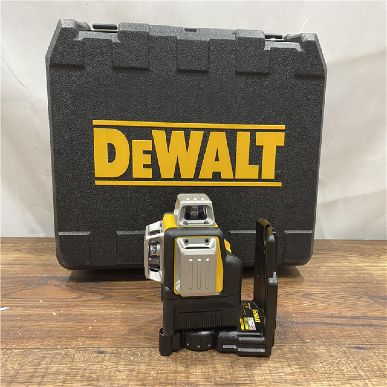 AS IS DEWALT 12V MAX 3 X 360 Degrees Green Line Laser DW089LG New