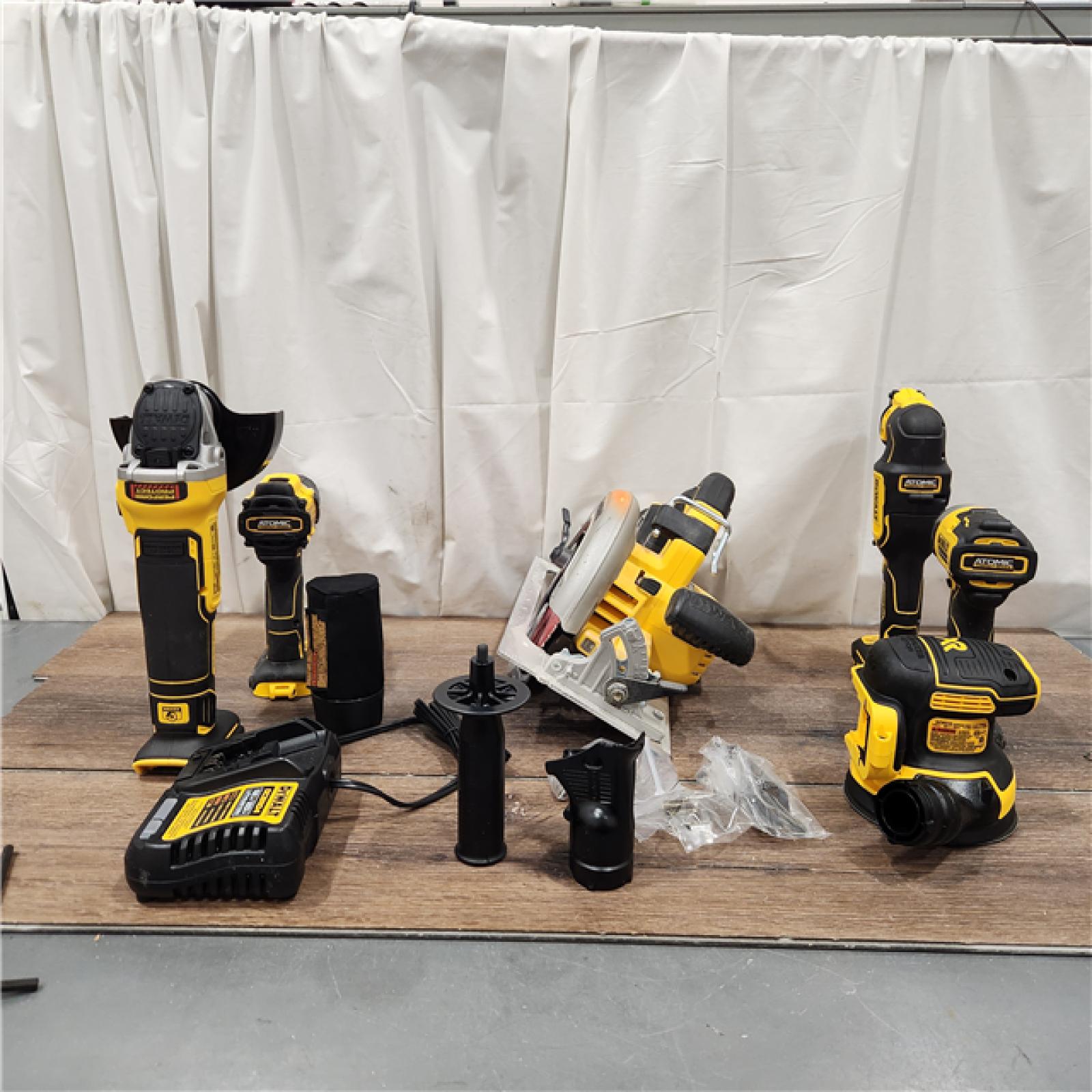 AS IS Dewalt 20-Volt MAX ToughSystem Lithium-Ion 6-Tool Cordless Combo Kit