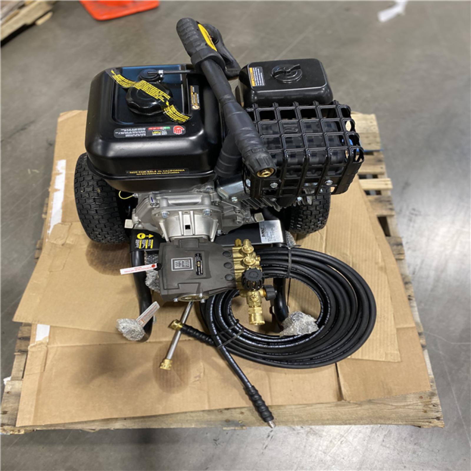 DALLAS LOCATION - DEWALT 4400 PSI 4.0 GPM Cold Water Gas Pressure Washer