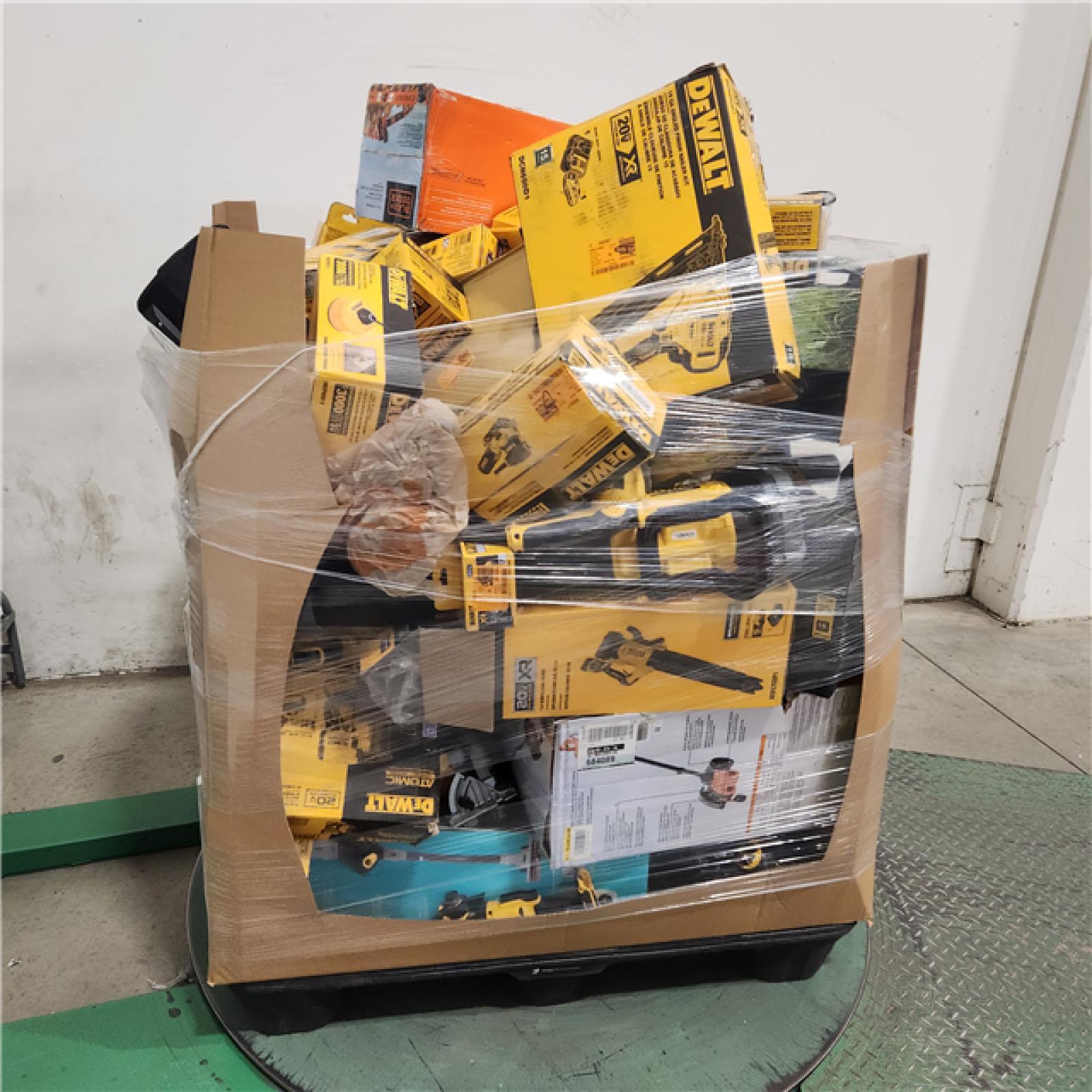 Dallas Location - As-Is DEWALT Tool Pallet