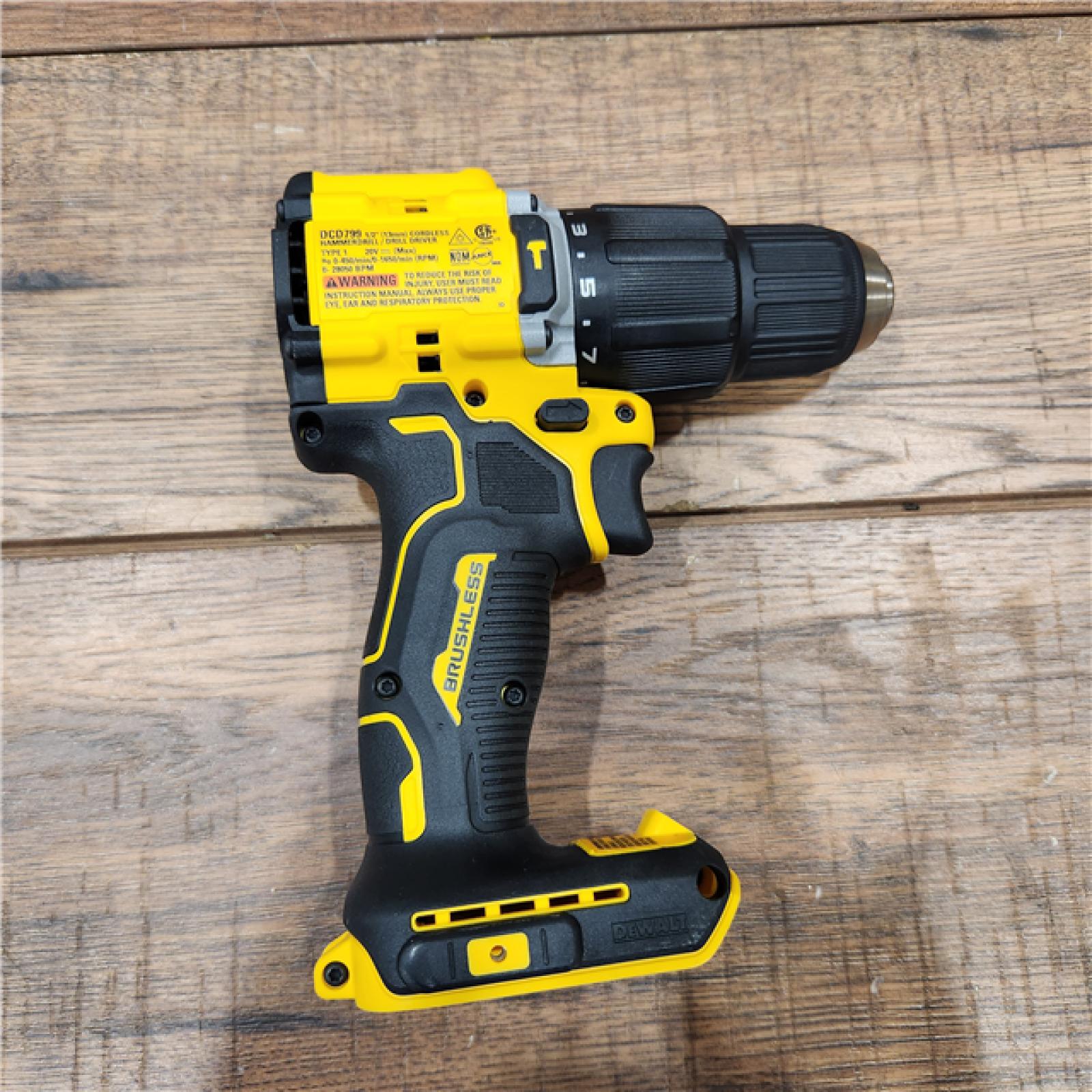 AS-IS DeWalt ATOMIC 20-Volt Lithium-Ion Cordless 1/2 in. Compact Hammer Drill with 3.0Ah Battery, Charger and Bag