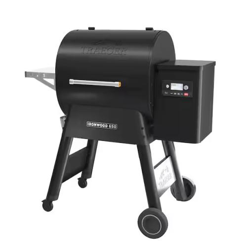 DALLAS LOCATION - Traeger Ironwood 650 Wifi Pellet Grill and Smoker in Black