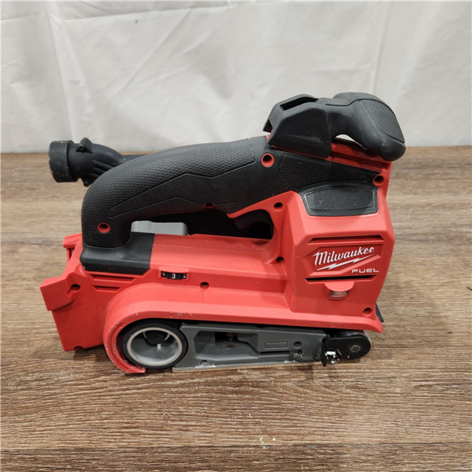 AS-IS M18 FUEL 18-Volt Lithium-Ion Cordless Belt Sander (Tool-Only)