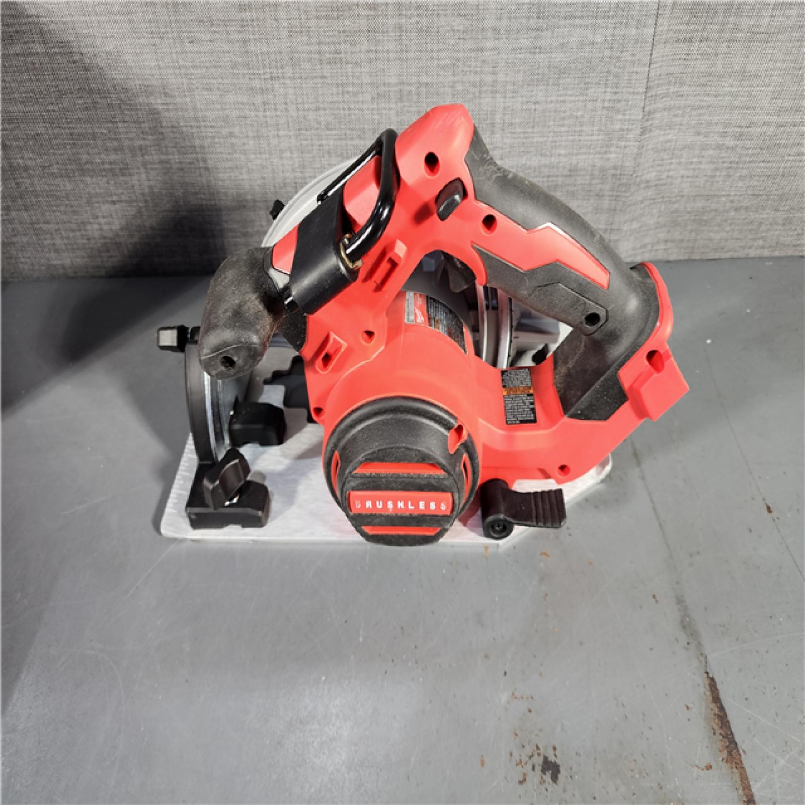 HOUSTON LOCATION - AS-IS Milwaukee M18 7-1/4  18V Brushless Circular Saw 2631-20 (Bare Tool)