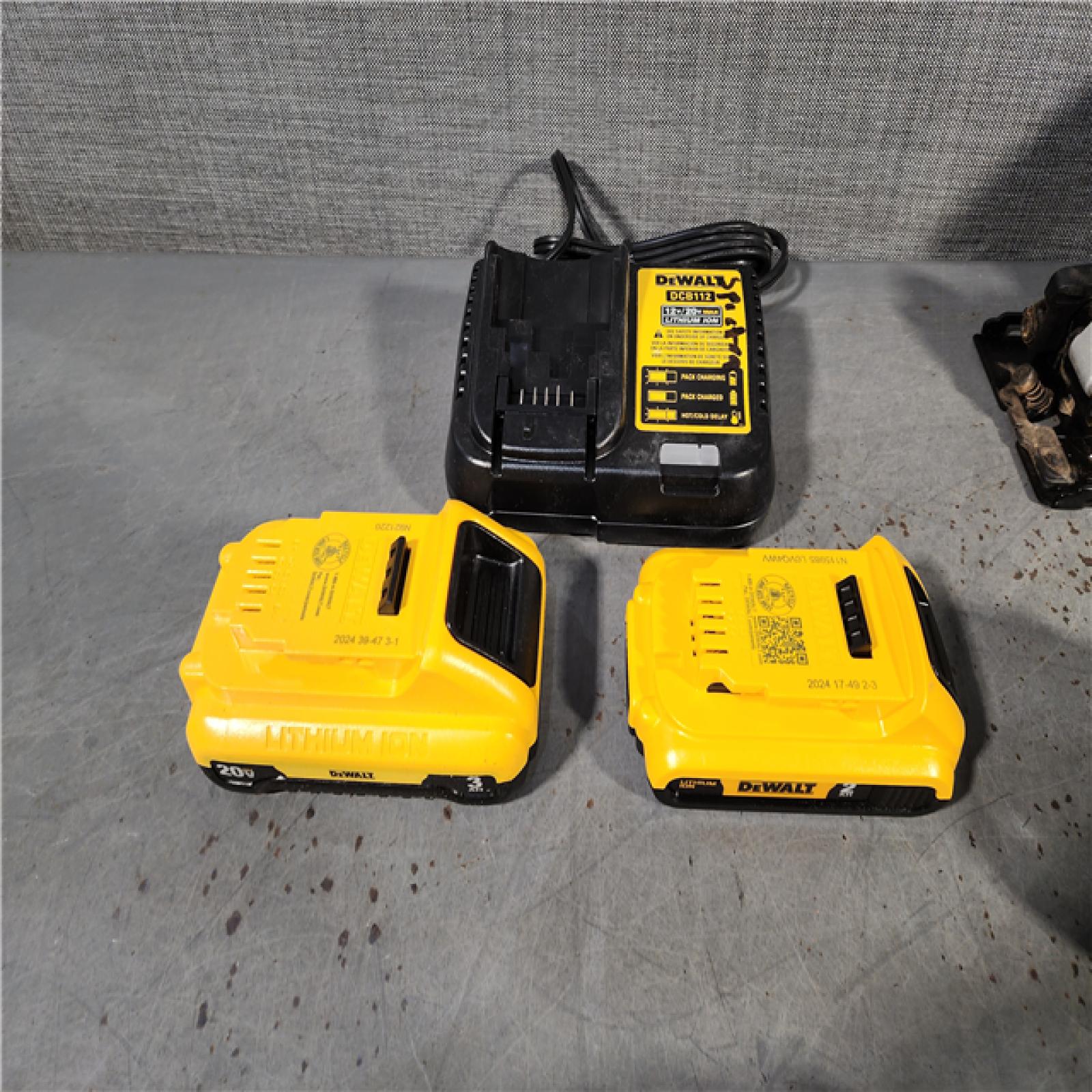 HOUSTON LOCATION - AS-IS DEWALT 4 TOOL COMBO KIT W/ (2) BATTERY & CHARGER