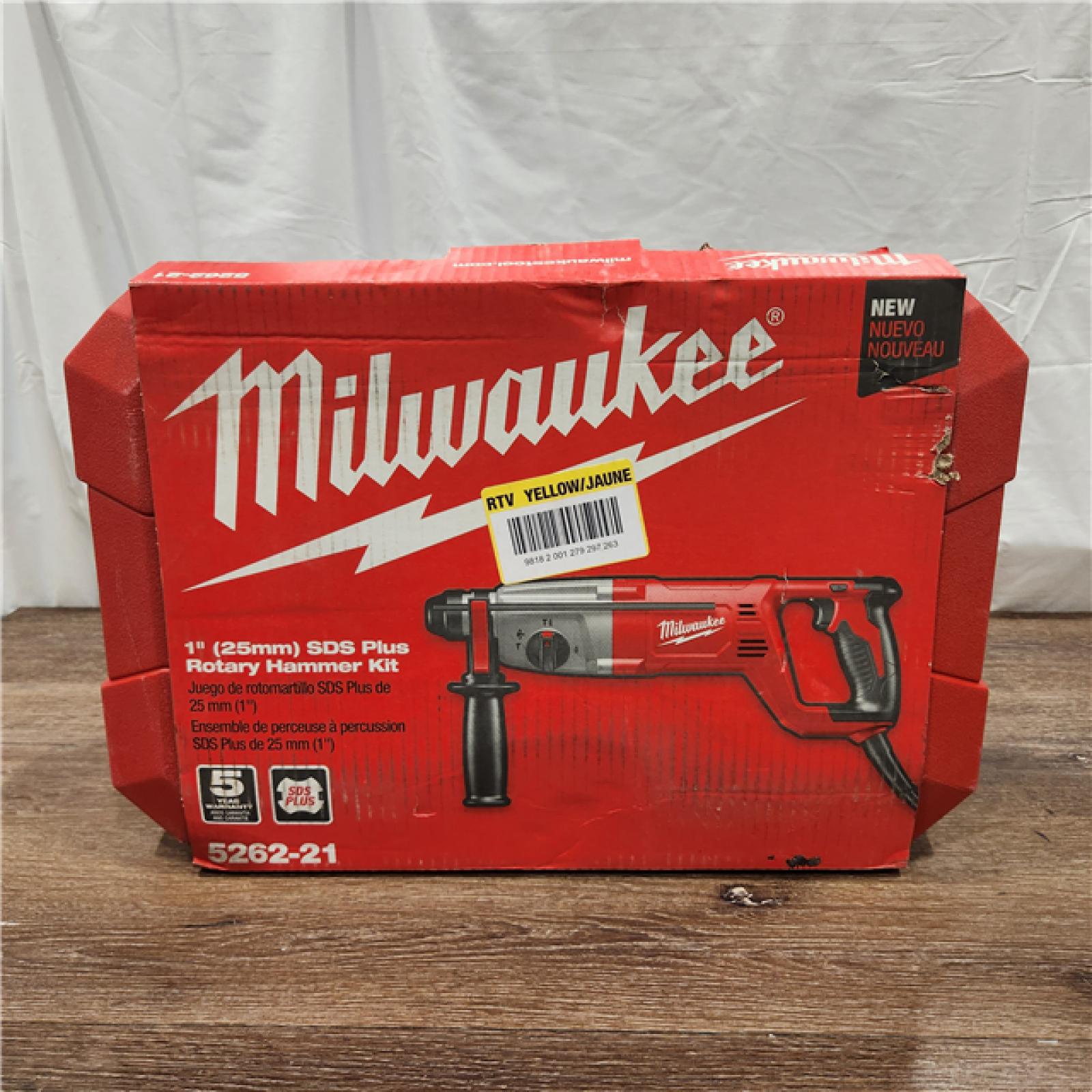 AS-IS Milwaukee 1 in. SDS Plus D-Handle Rotary Handle w/ Case