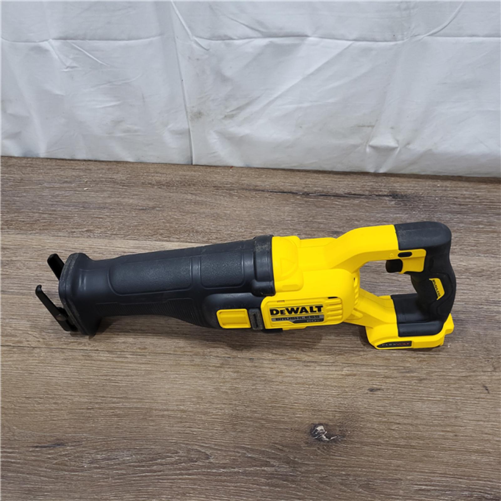 AS-IS DeWalt DCS389B FLEXVOLT 60V MAX Cordless Brushless Reciprocating Saw (Tool-Only)