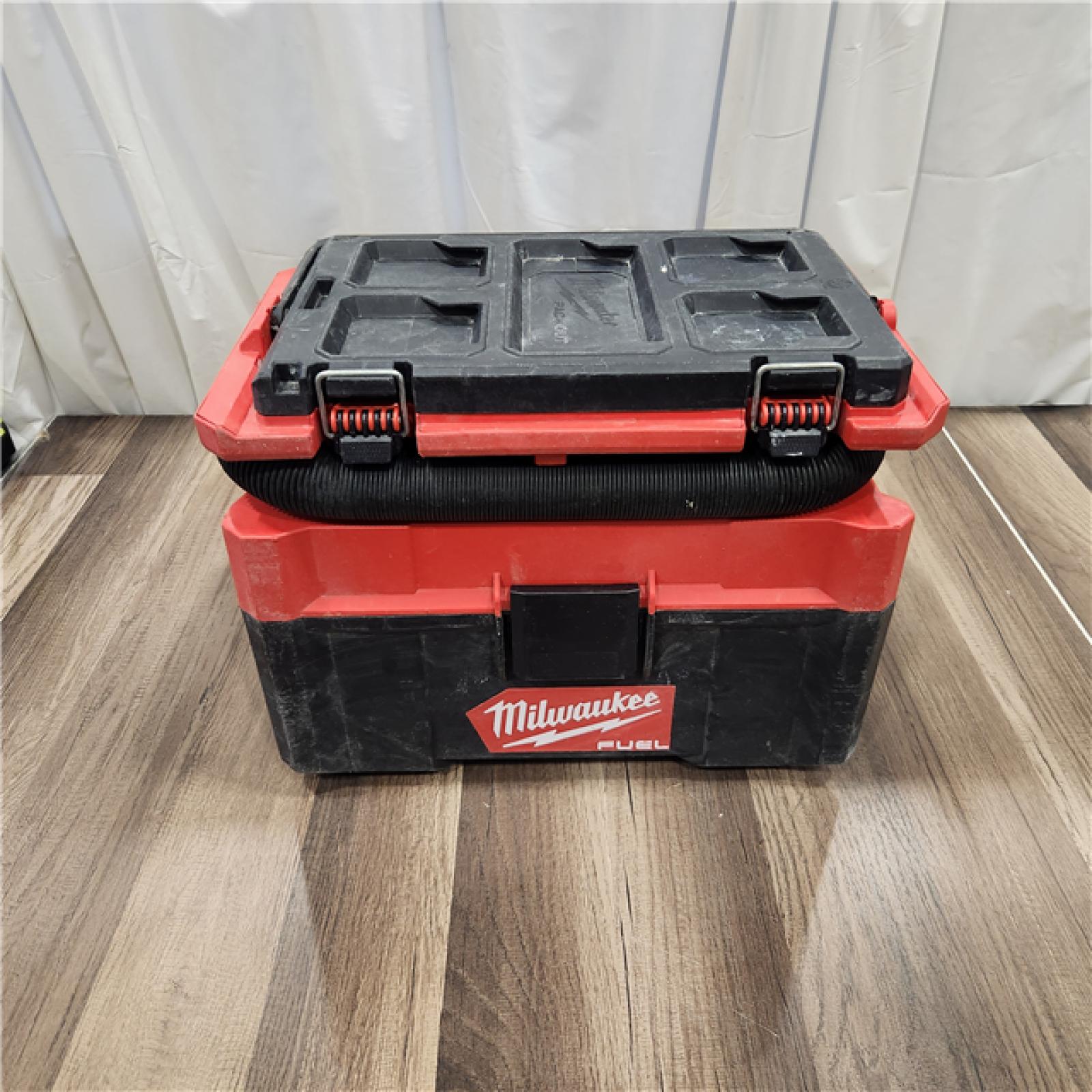 AS IS MILWAUKEE M18 FUEL PACKOUT 18-Volt Lithium-Ion Cordless 2.5 Gal. Wet/Dry Vacuum (Vacuum-Only)