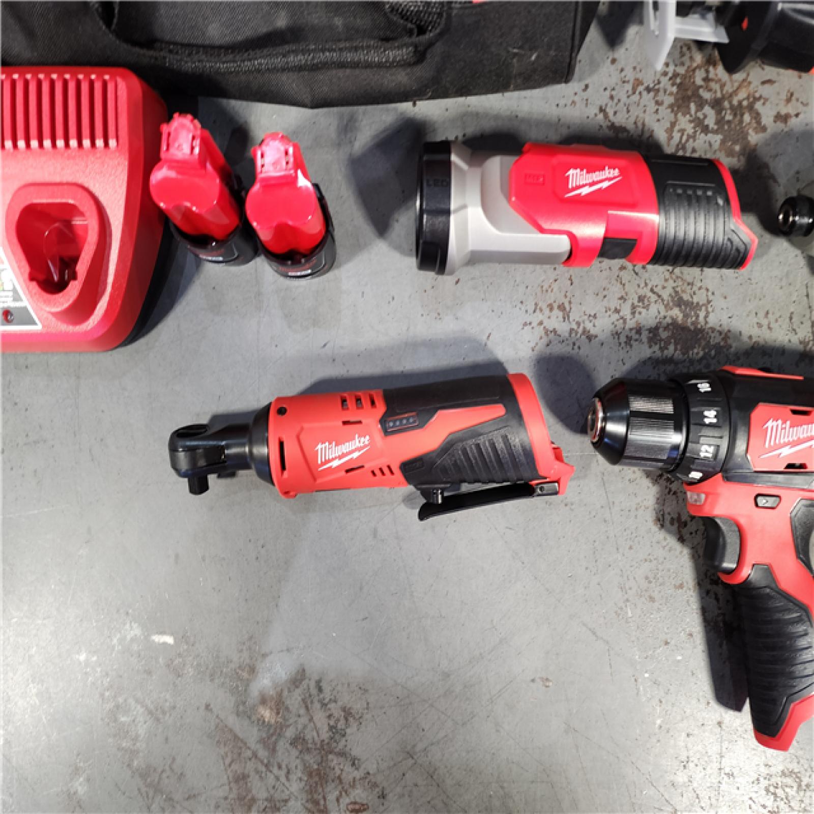 HOUSTON LOCATION - AS-IS Milwaukee 5 Tool Combo Kit W/ (2) Battery & Charger